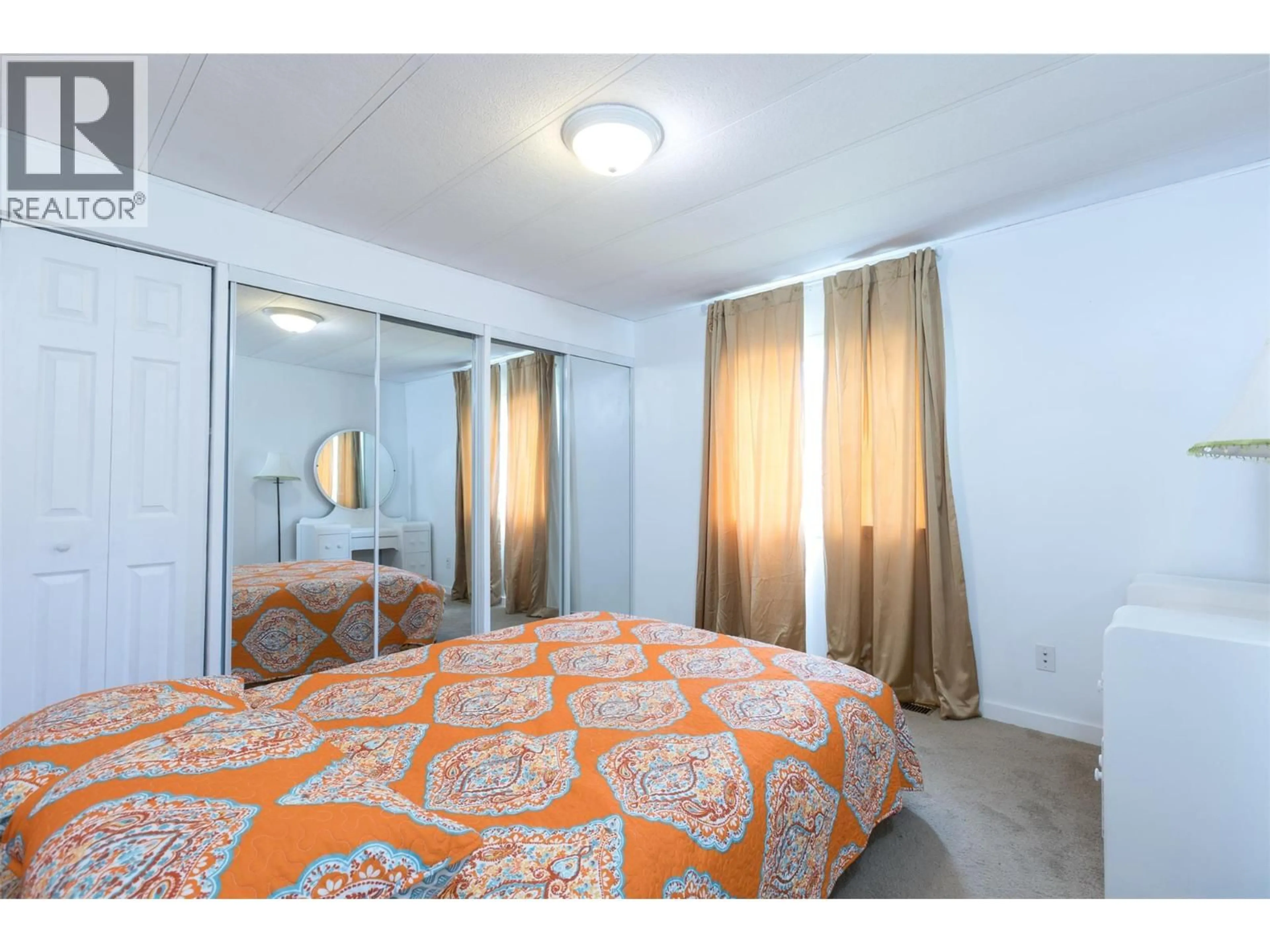 Bedroom with bed, unknown for 65 - 2065 BOUCHERIE ROAD, Westbank British Columbia V4T2A8