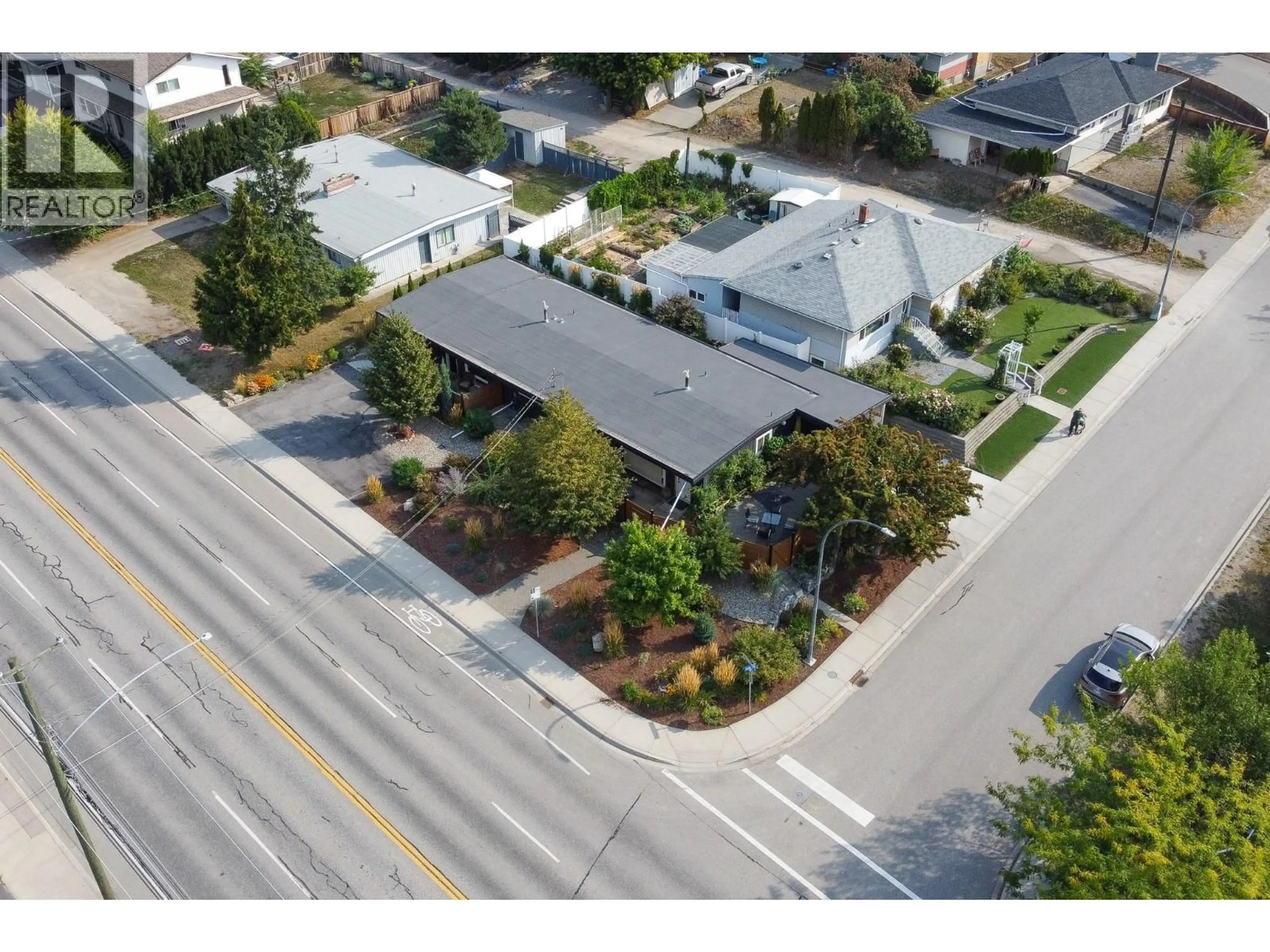 A pic from outside/outdoor area/front of a property/back of a property/a pic from drone, street for 3601 ALEXIS PARK DRIVE, Vernon British Columbia V1T6H1