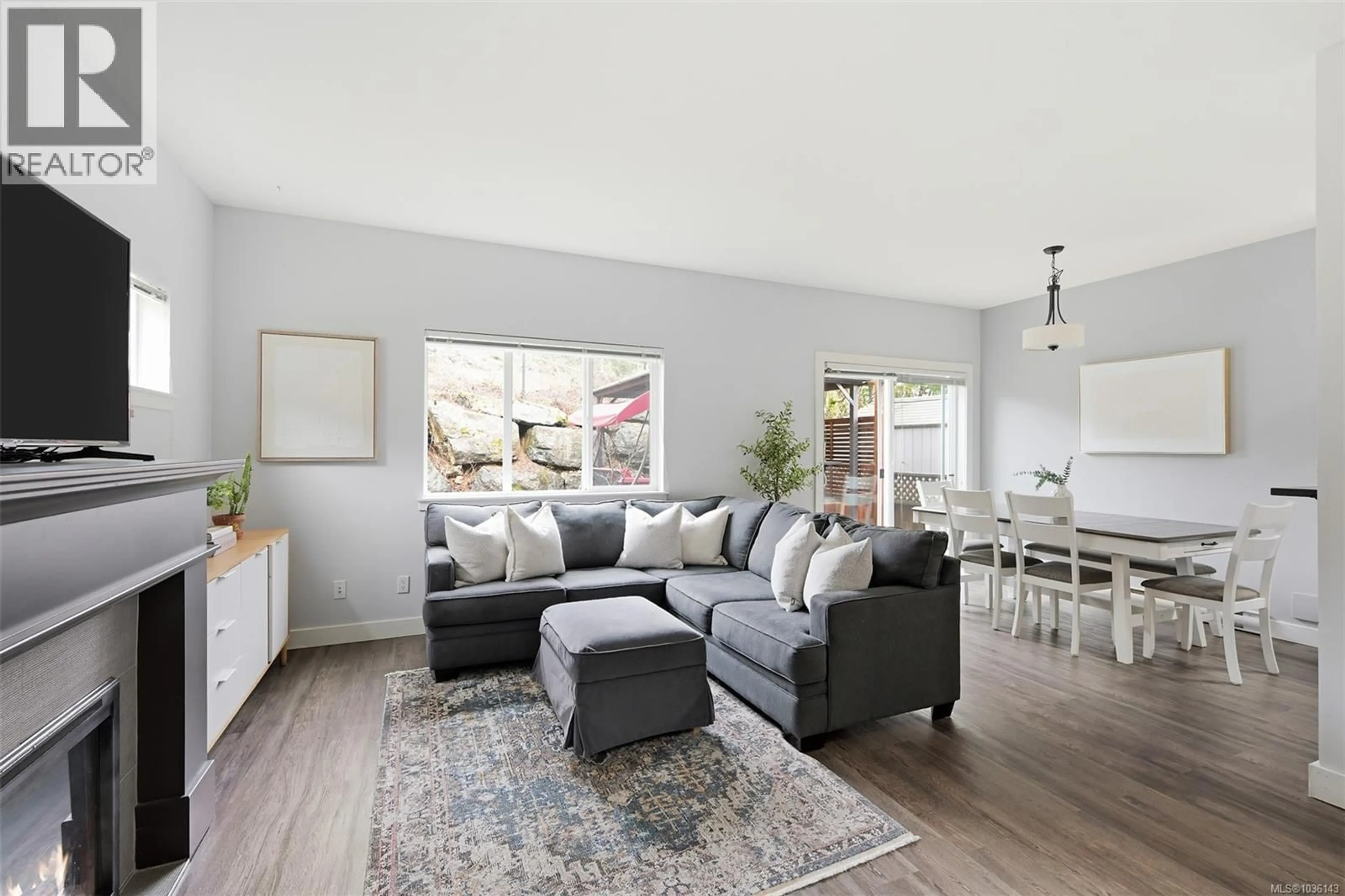 Living room with furniture, unknown for 1184 PARKDALE CREEK GARDENS, Langford British Columbia V9B4G9