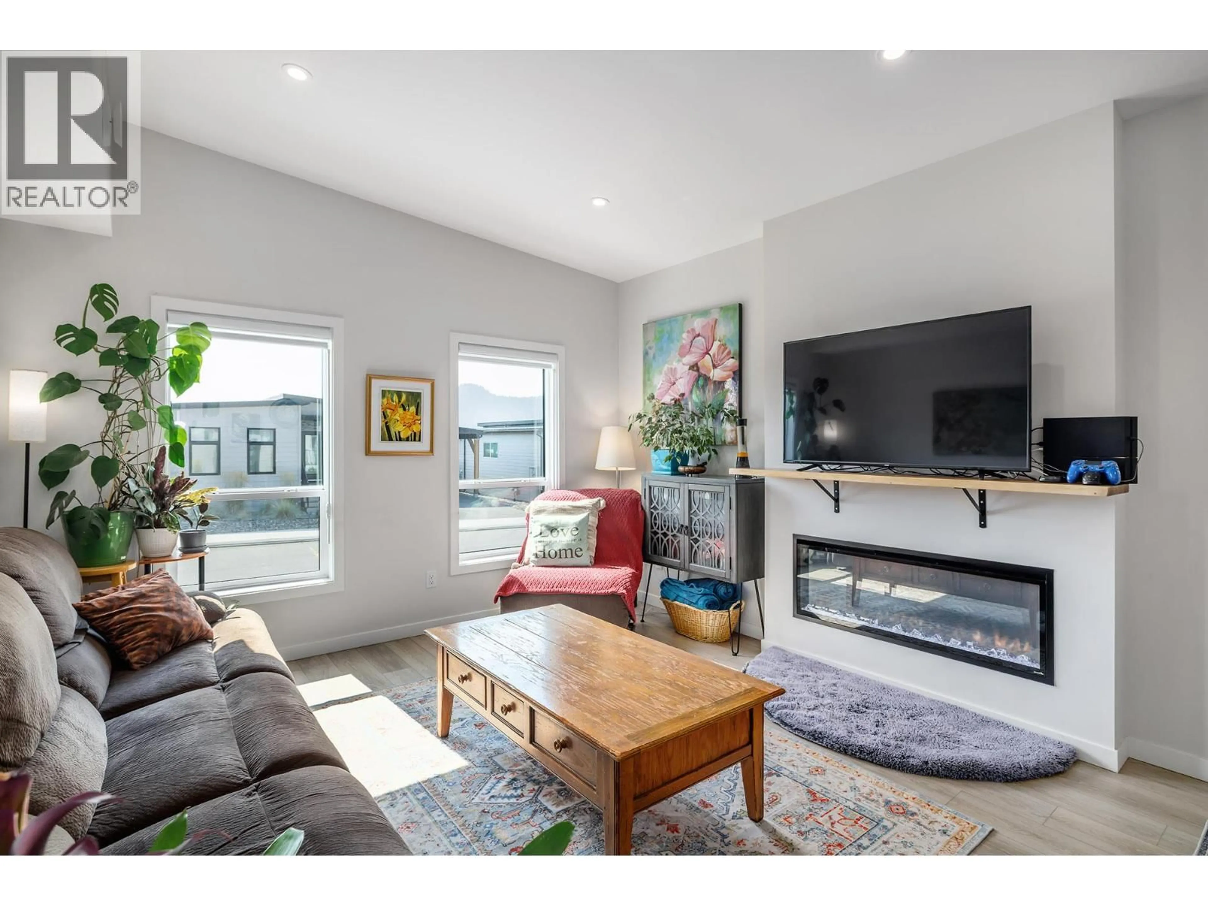 Living room with furniture, unknown for 19 - 8900 JIM BAILEY ROAD, Kelowna British Columbia V4V0B5