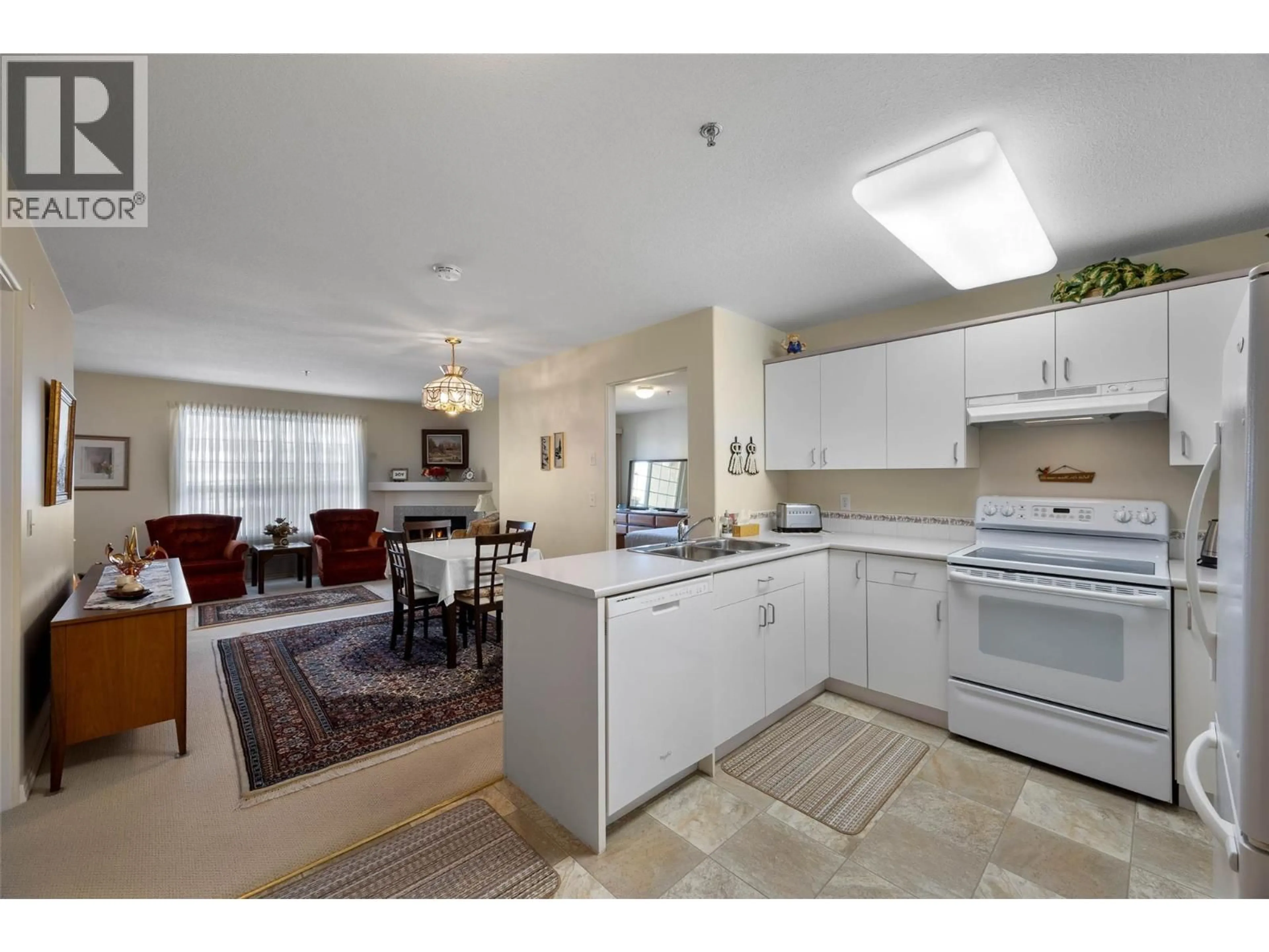 Open concept kitchen, ceramic/tile floor for 203 - 554 SEYMOUR STREET, Kamloops British Columbia V2C2G9