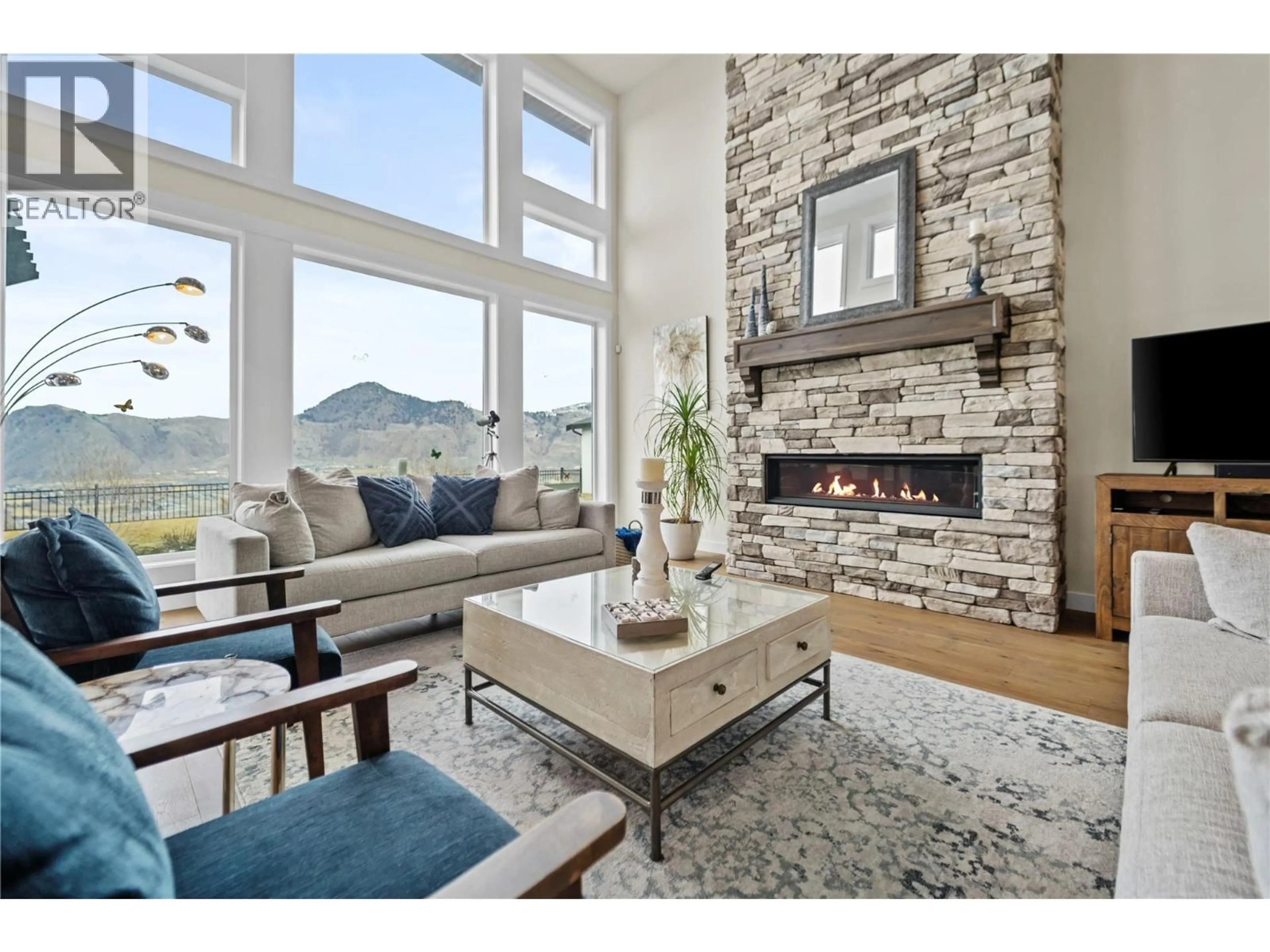 Living room with furniture, unknown for 1330 MYRA PLACE, Kamloops British Columbia V2E0C3