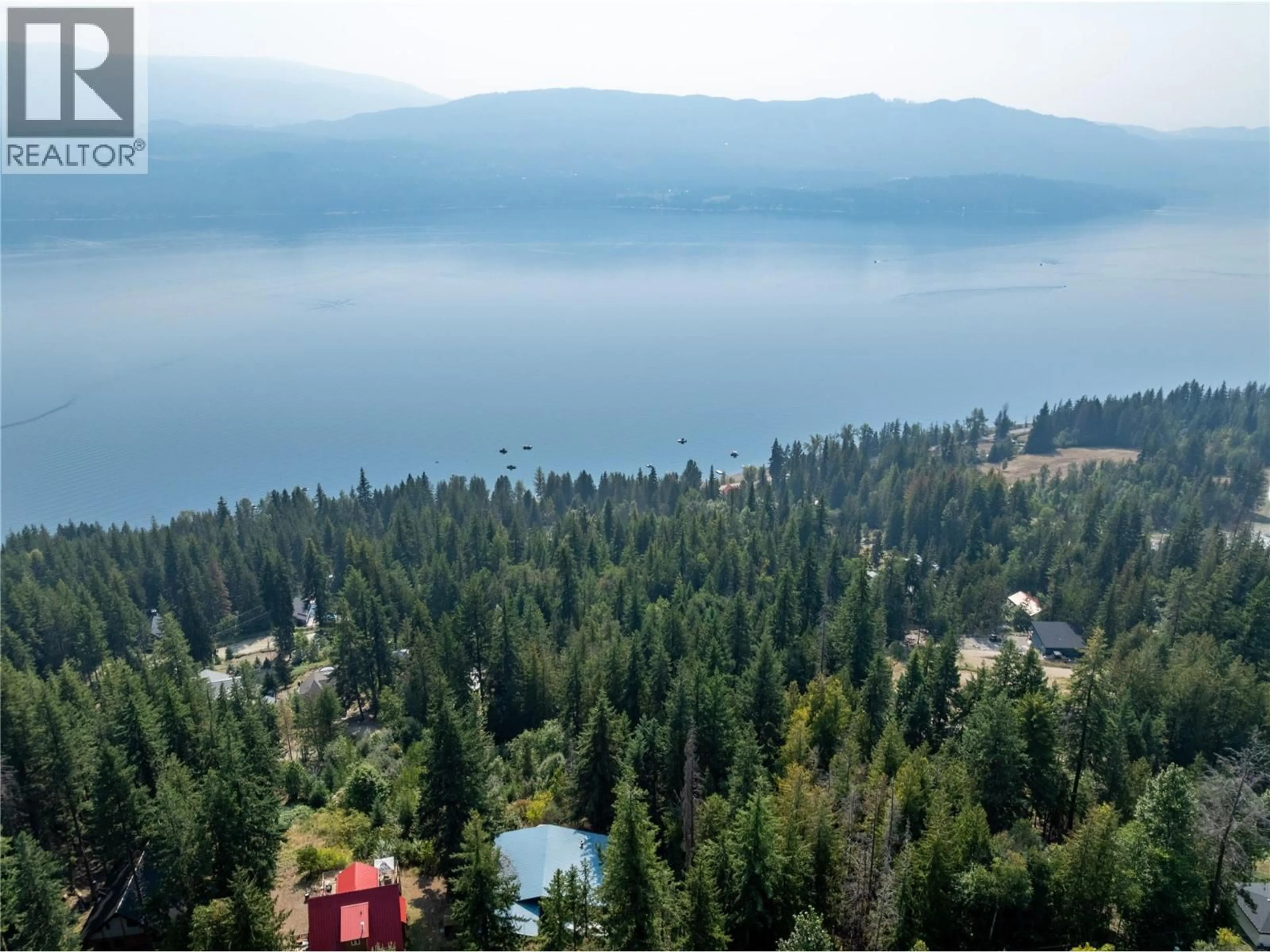Unknown for 7578 STAMPEDE TRAIL, Anglemont British Columbia V0E1M8