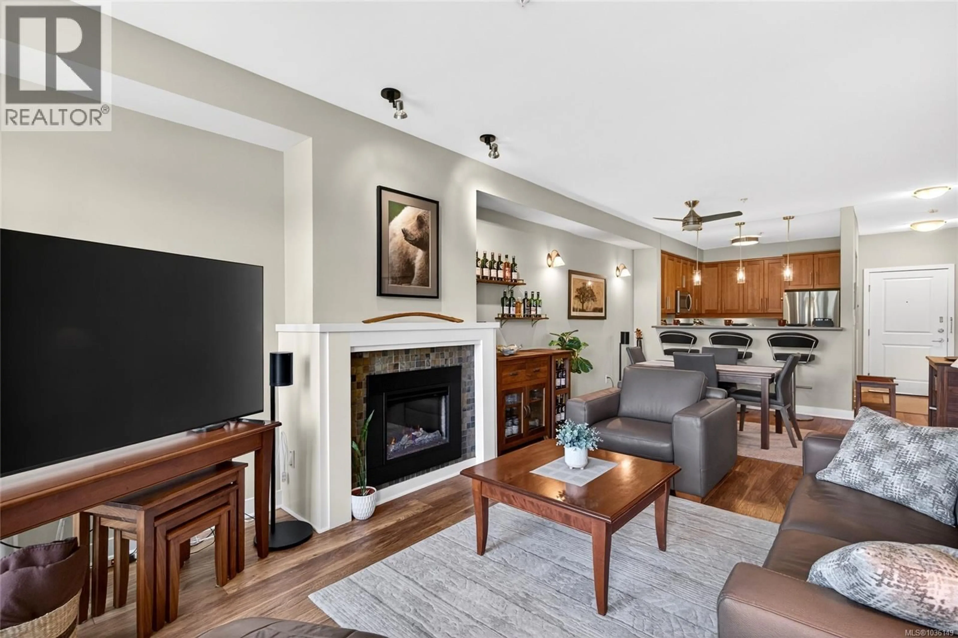 Living room with furniture, unknown for 303E - 1115 CRAIGFLOWER ROAD, Esquimalt British Columbia V9A7R1