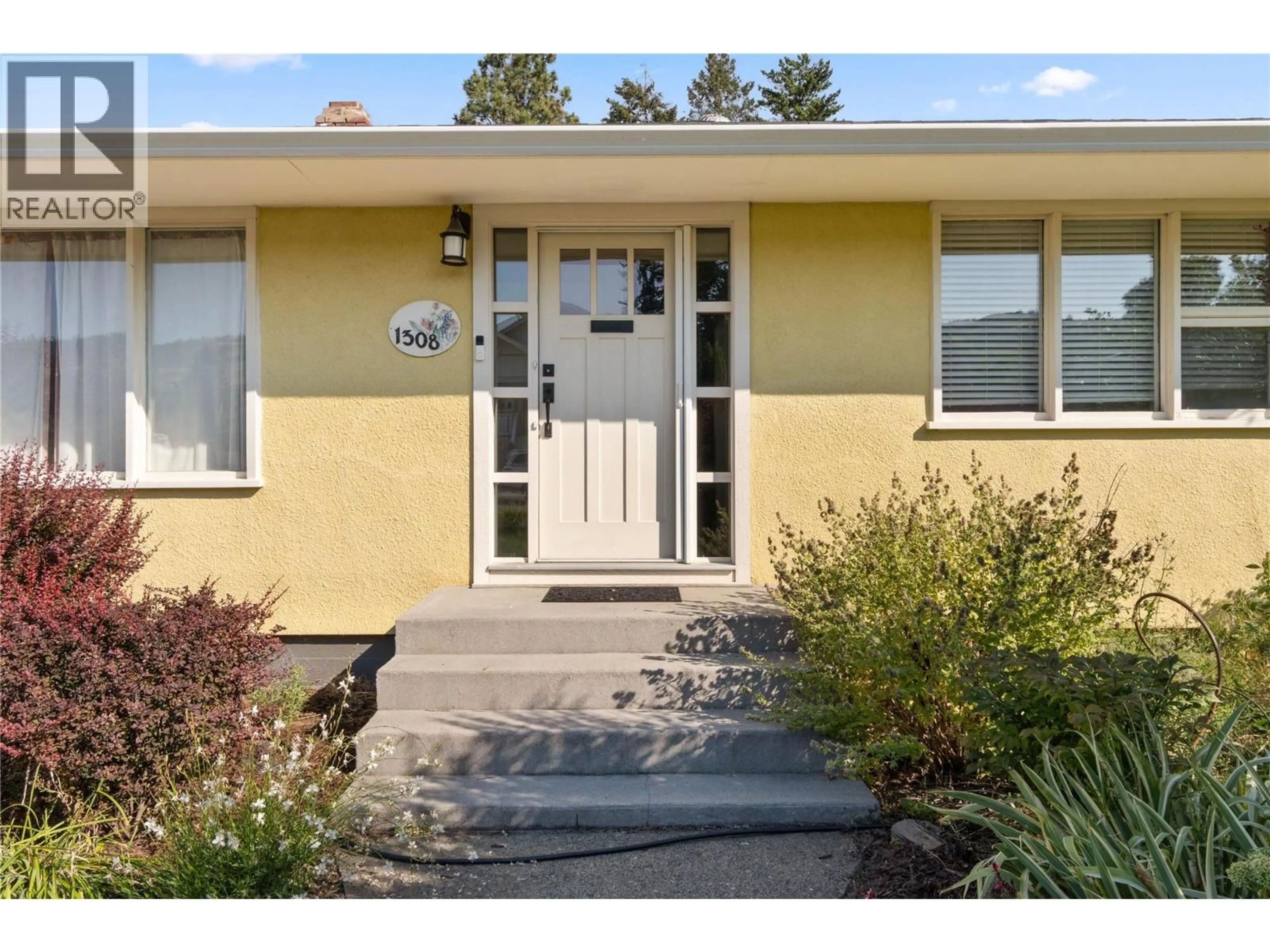 Unknown for 1308 DOMINION CRESCENT, Kamloops British Columbia V2C2X1