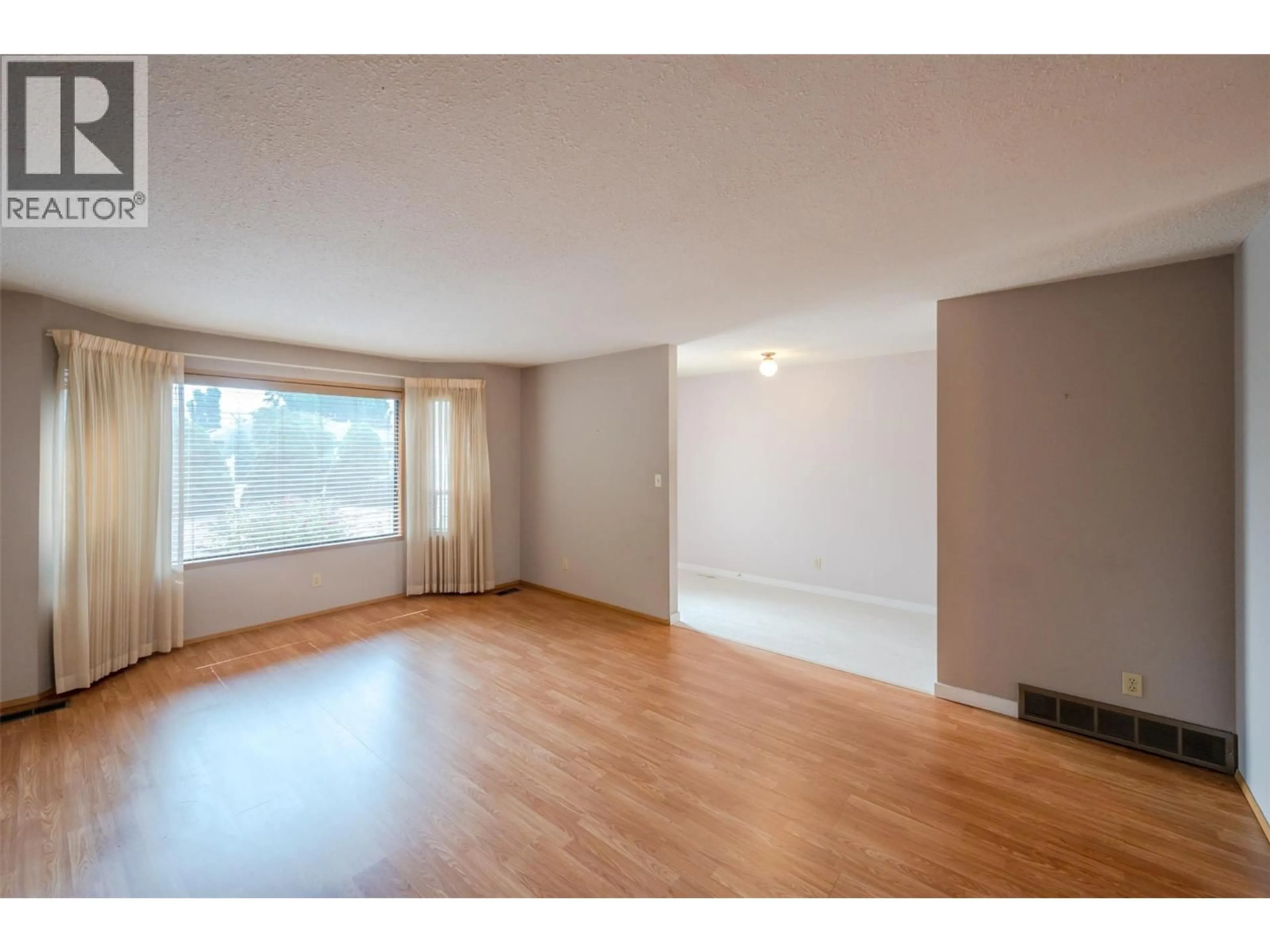 A pic of a room for 271 BRANDON AVENUE, Penticton British Columbia V2A3S5