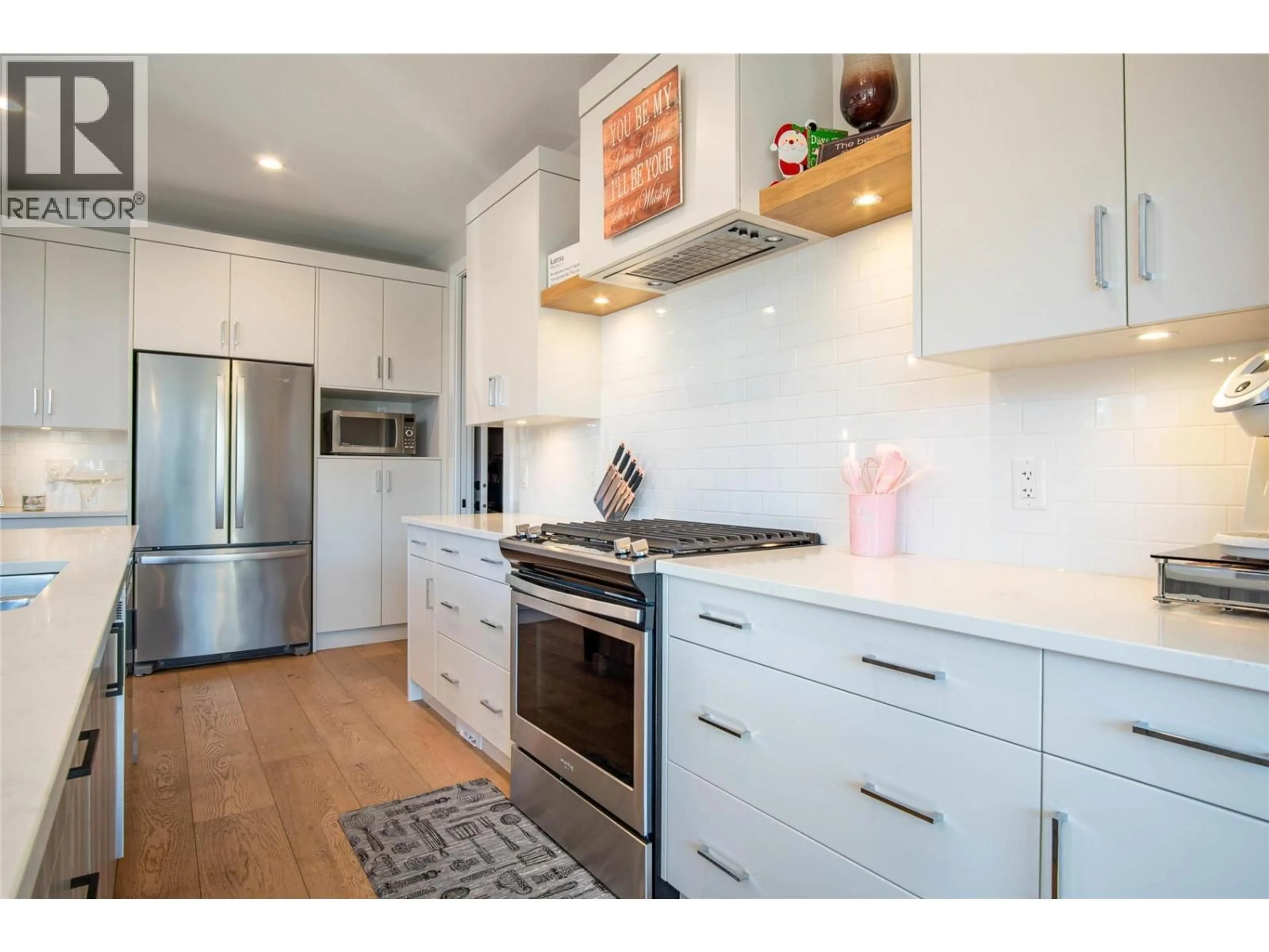 Open concept kitchen, unknown for 10335 LONG ROAD, Lake Country British Columbia V4V0A9