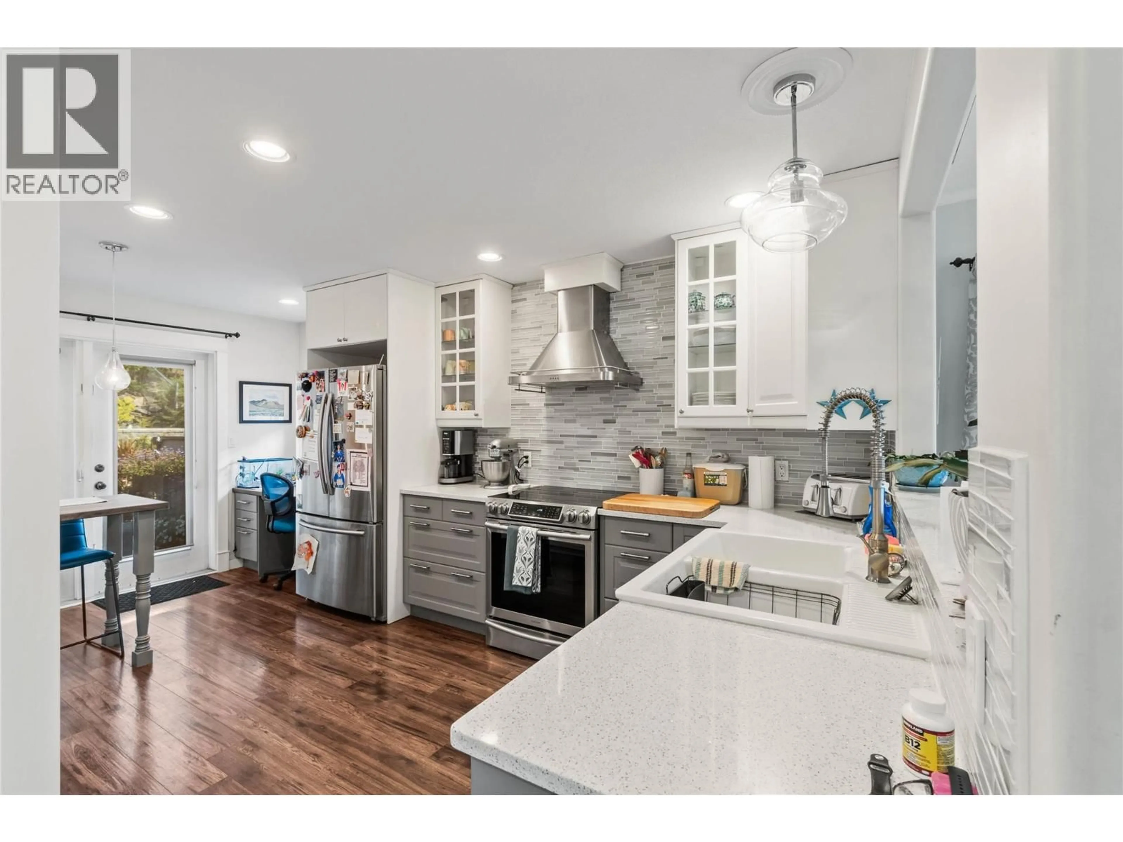 Open concept kitchen, unknown for 1218 RAVEN DRIVE, Kamloops British Columbia V2B8P3