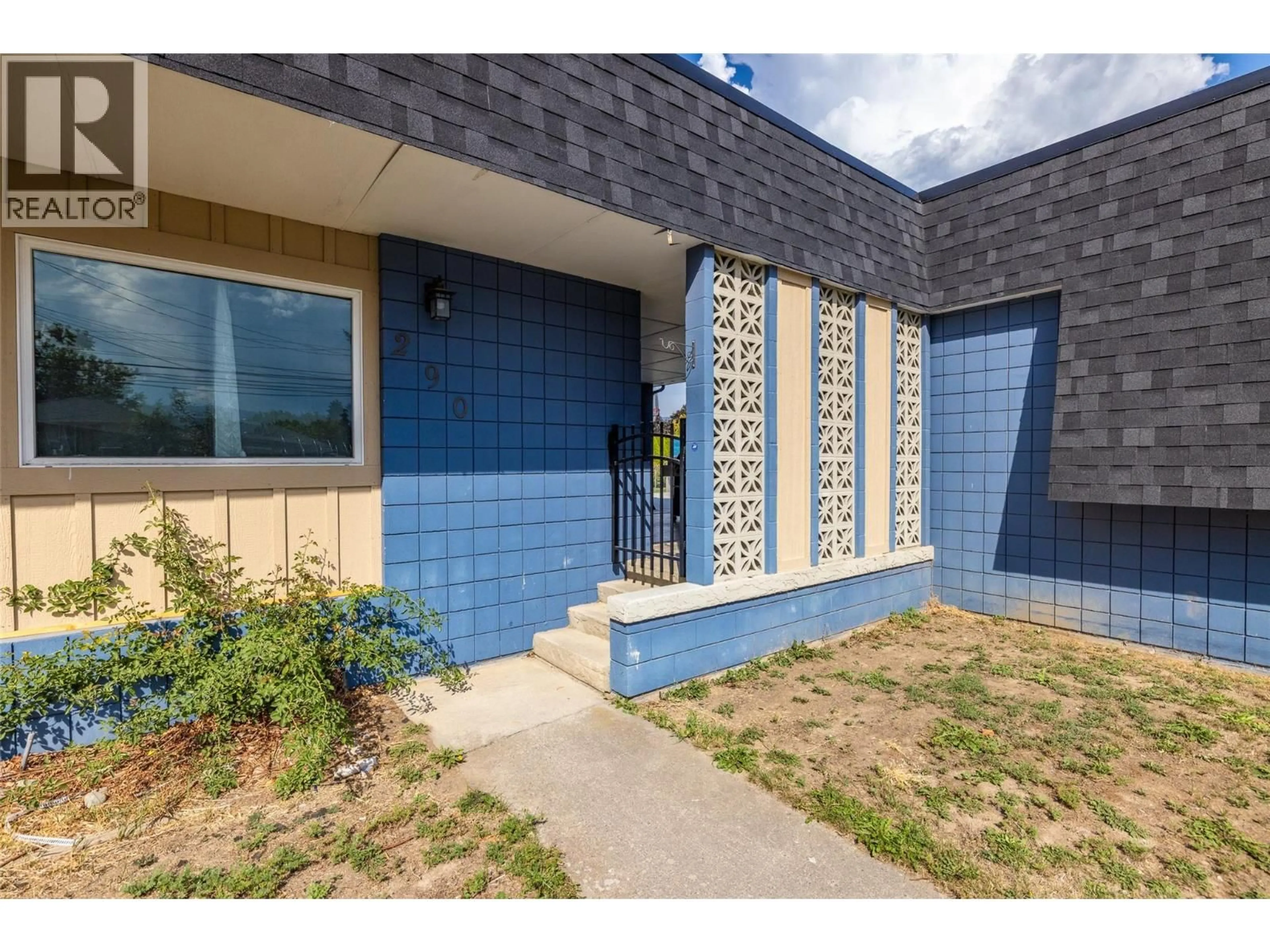 Home with brick exterior material, street for 290 LEATHEAD ROAD, Kelowna British Columbia V1X2H8