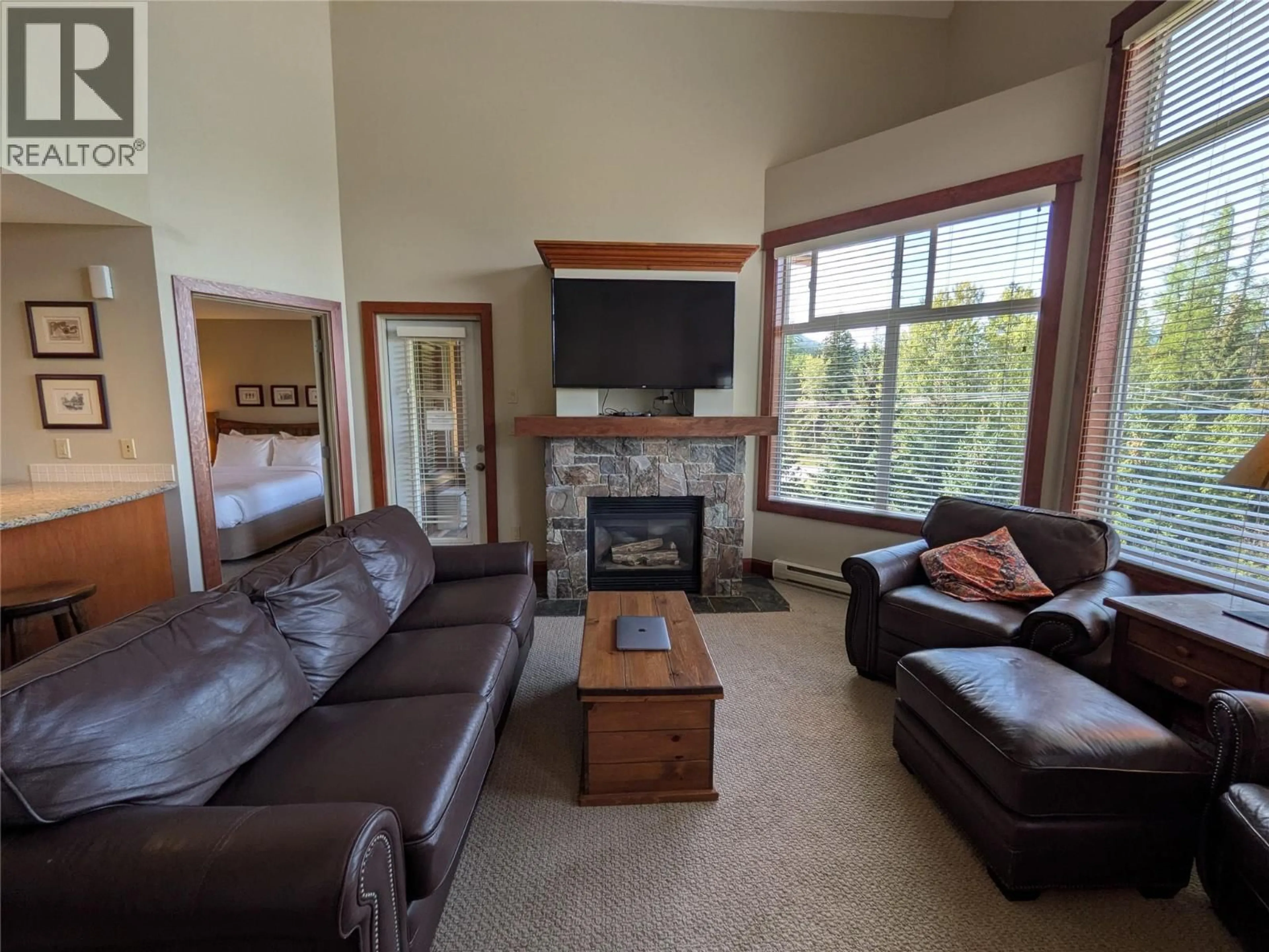 Living room with furniture, unknown for 542A - 4559 TIMBERLINE CRESCENT, Fernie British Columbia V0B1M5