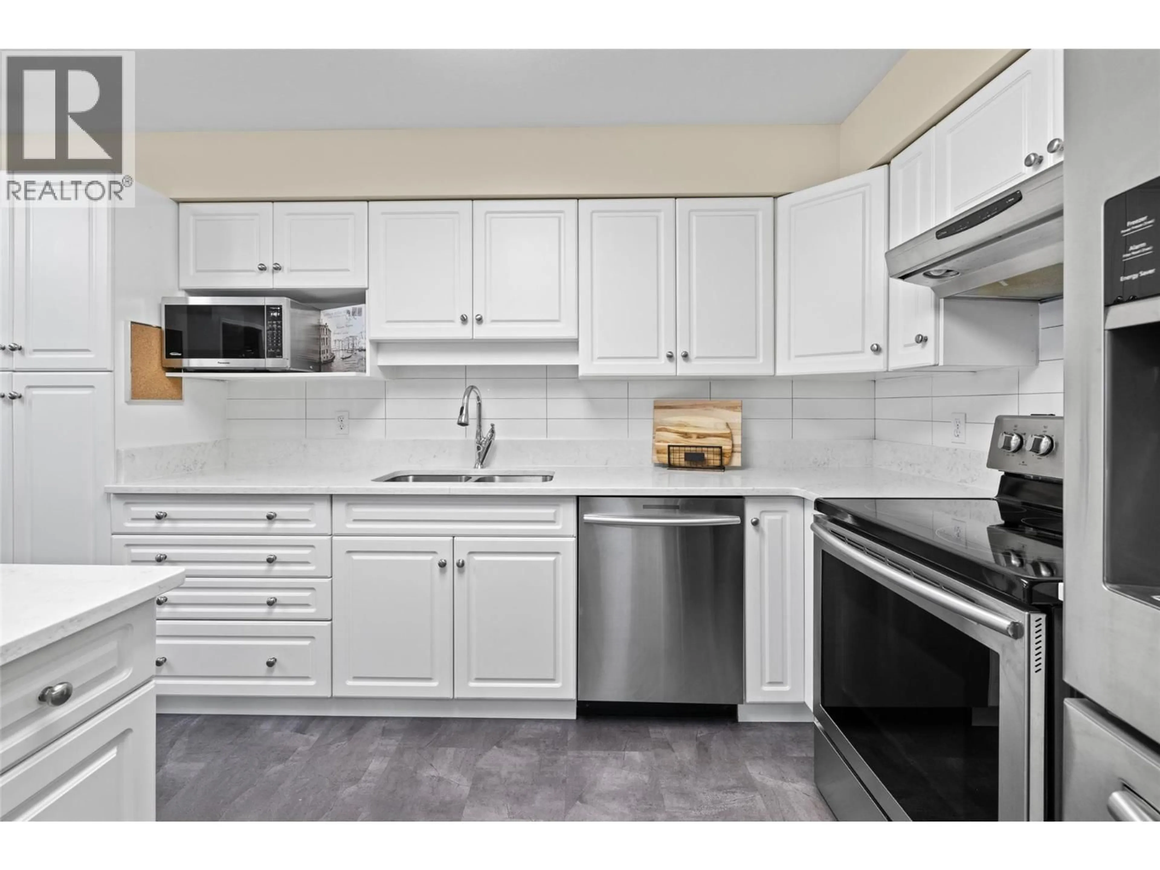 Standard kitchen, ceramic/tile floor for 408 - 265 FROELICH ROAD, Kelowna British Columbia V1X3M6