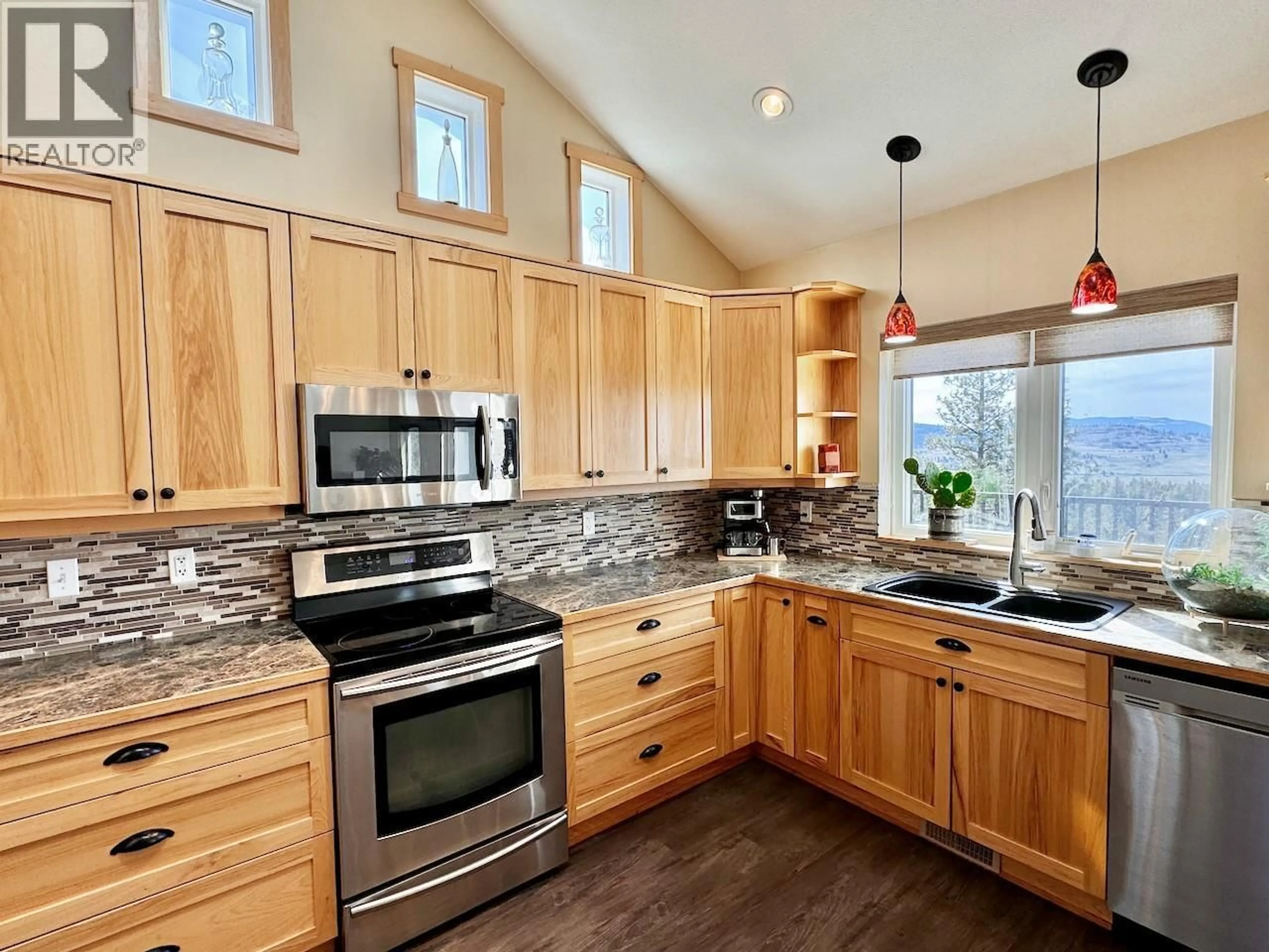 Open concept kitchen, unknown for 601 RAVEN HILL ROAD, Osoyoos British Columbia V0H1V6