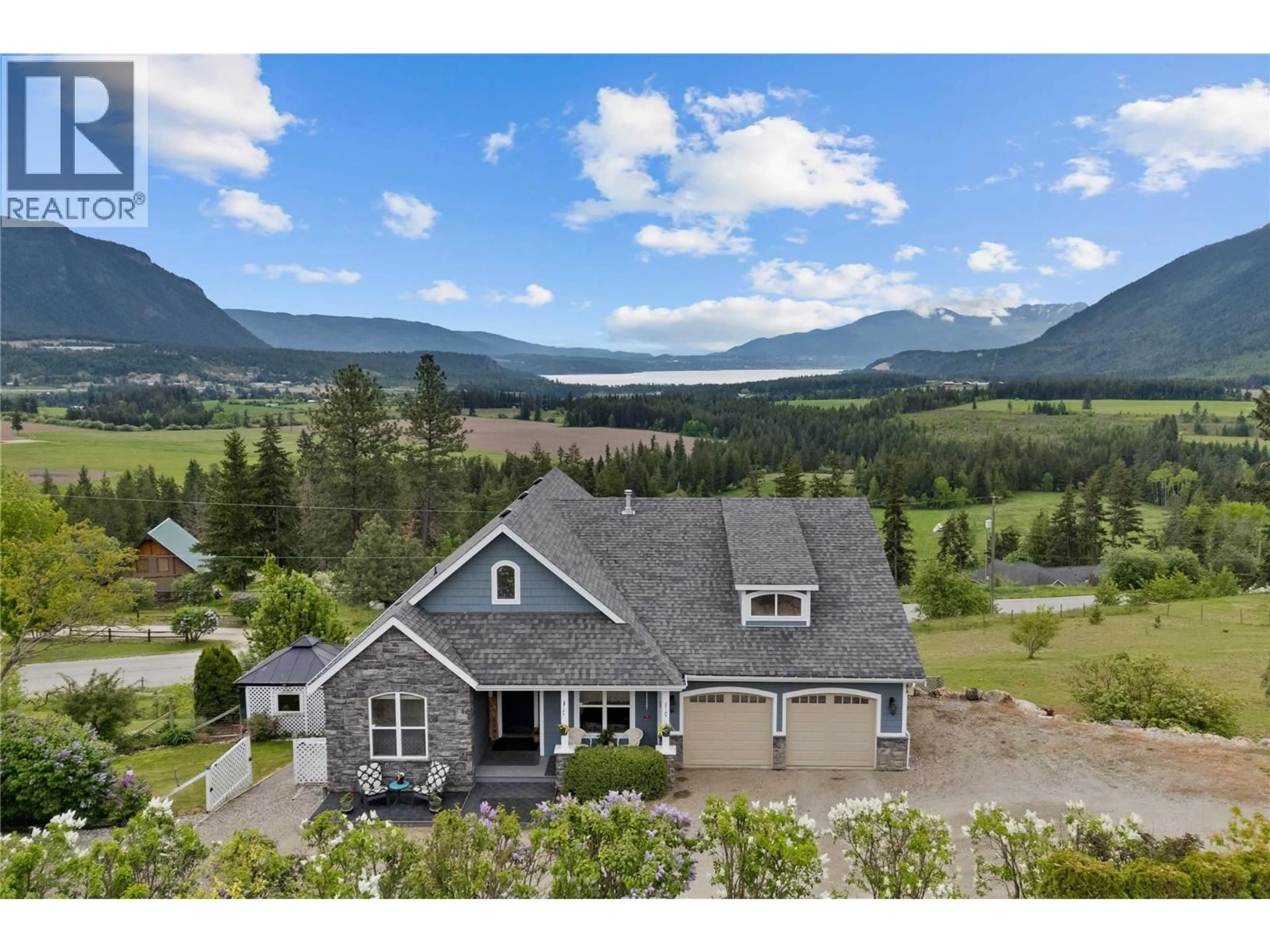 A pic from outside/outdoor area/front of a property/back of a property/a pic from drone, mountain view for 2754 SUN RIDGE PLACE, Tappen British Columbia V0E2X0