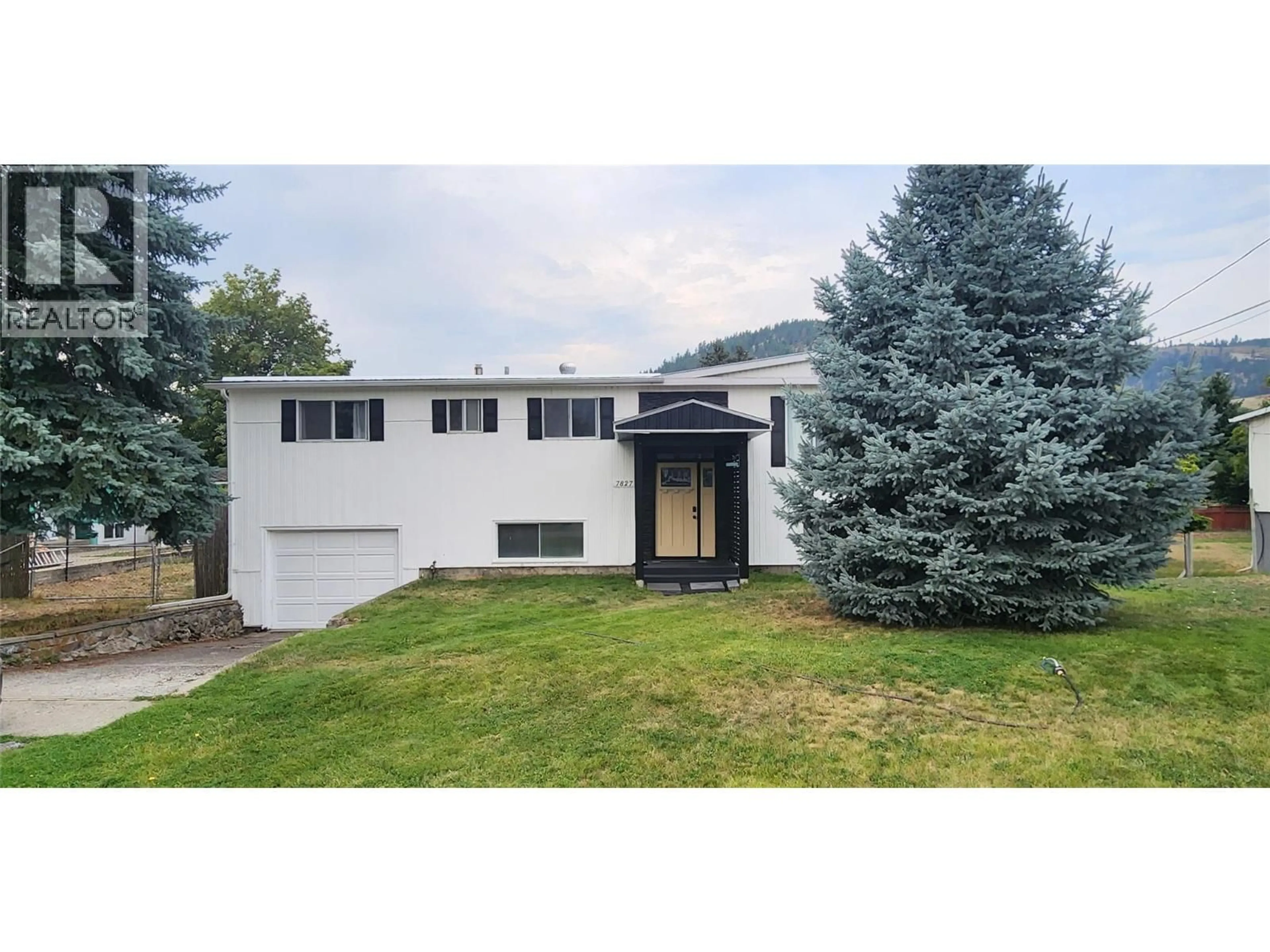 Home with vinyl exterior material, mountain view for 7827 22ND STREET, Grand Forks British Columbia V0H1H2