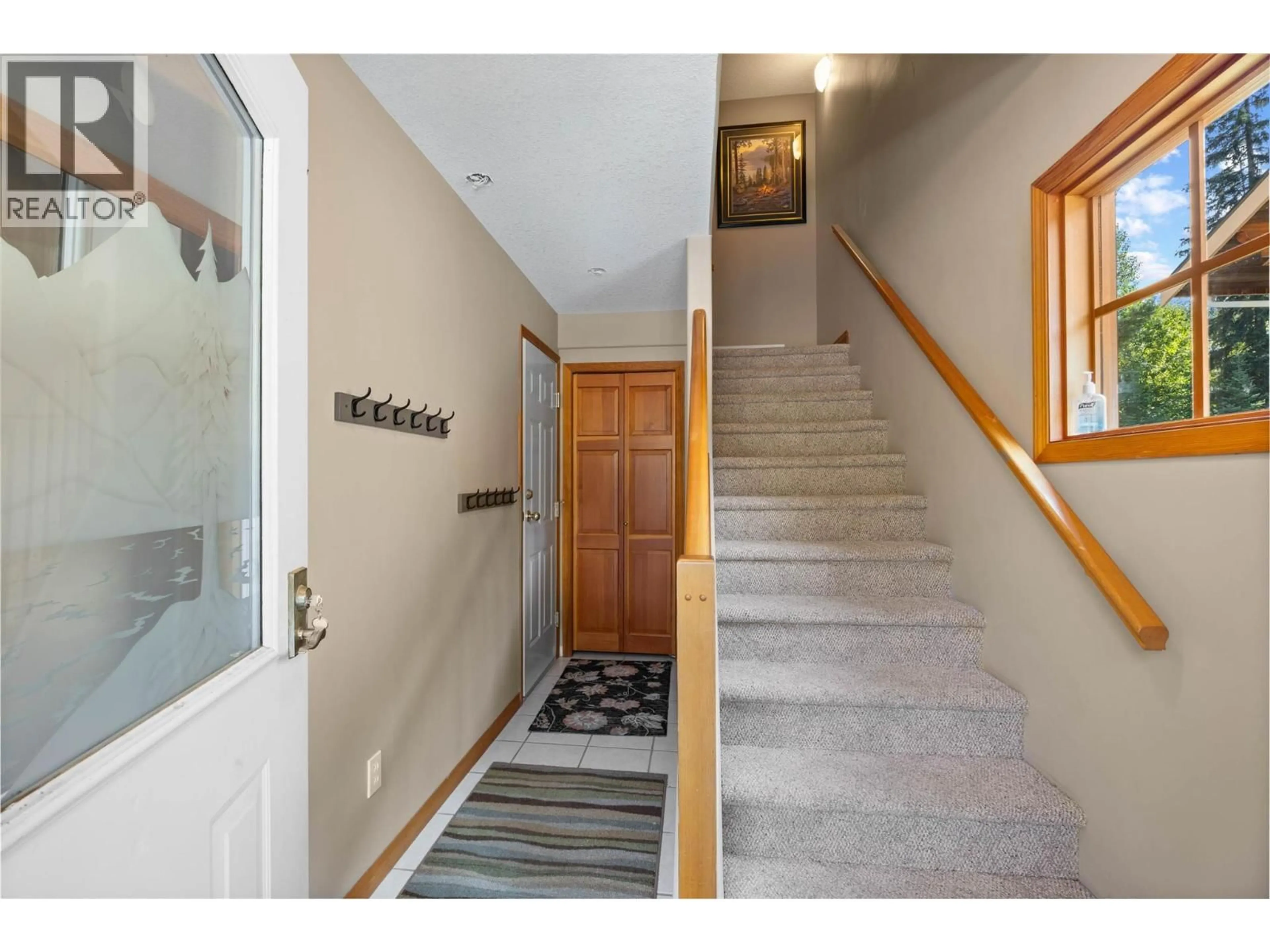 Indoor entryway for 4 - 2160 SUN PEAKS ROAD, Sun Peaks British Columbia V0E5N0