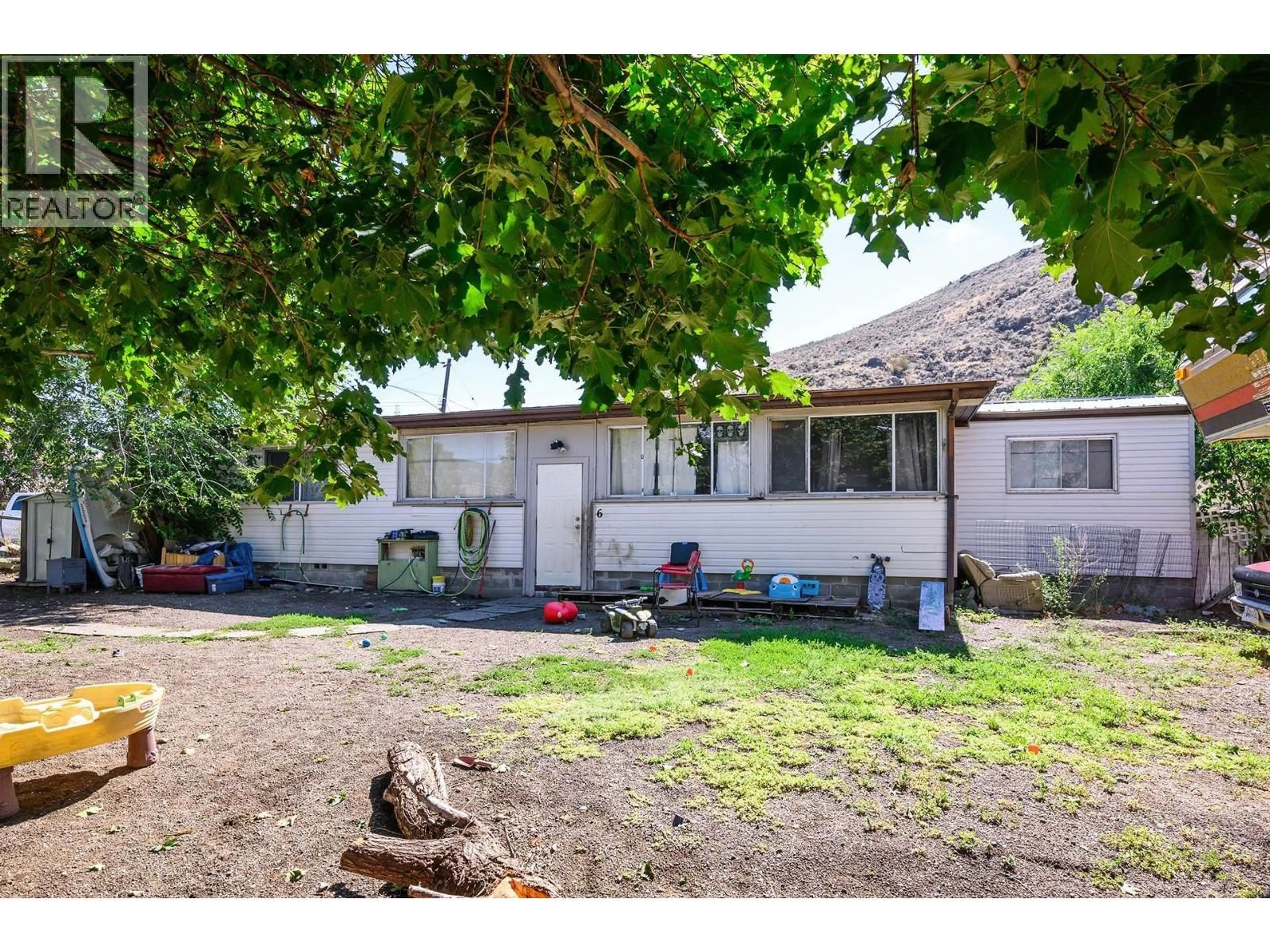A pic from outside/outdoor area/front of a property/back of a property/a pic from drone, street for 6896 WATSON  E DRIVE, Kamloops British Columbia V0K2P0