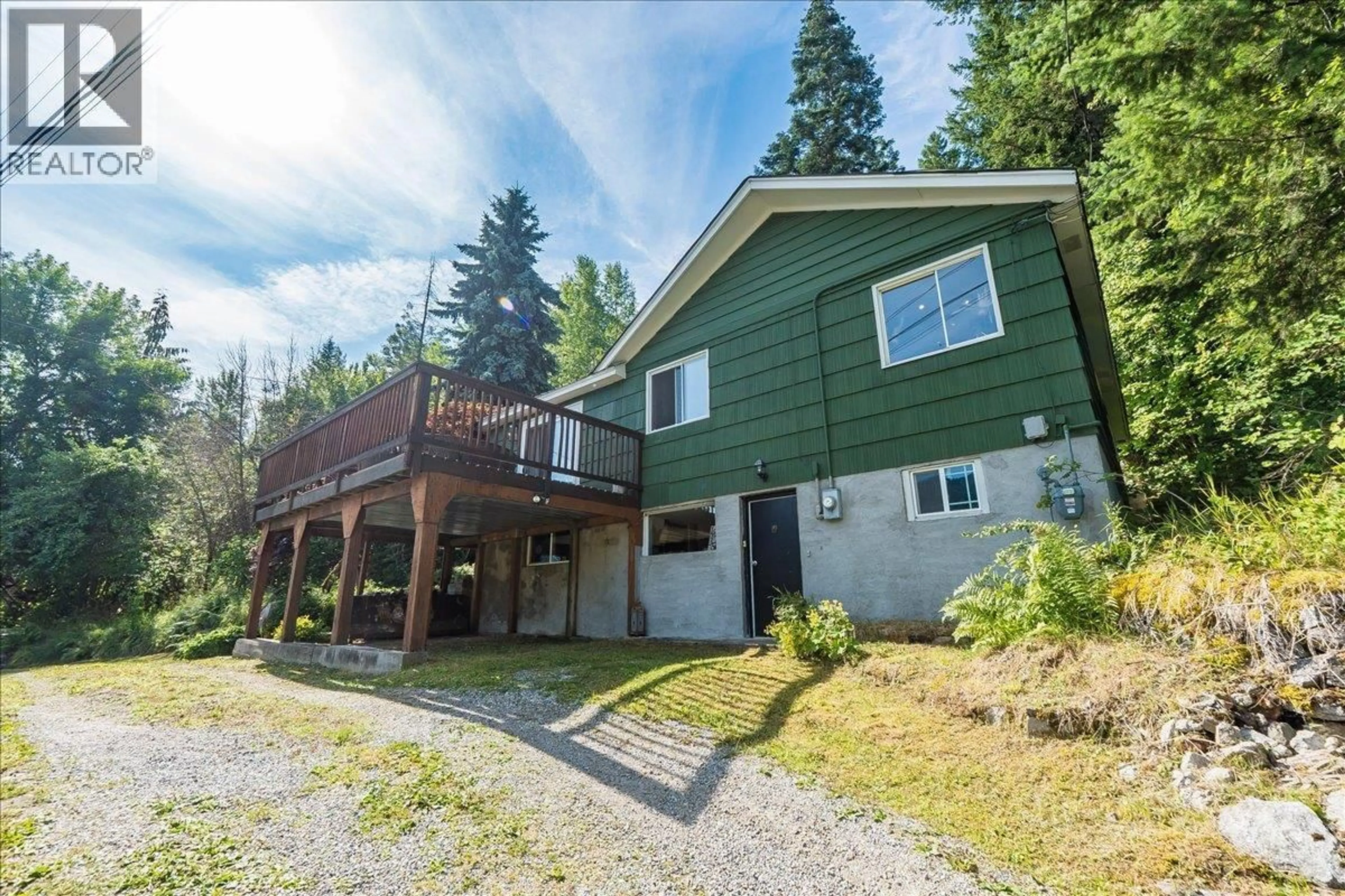A pic from outside/outdoor area/front of a property/back of a property/a pic from drone, unknown for 1835 GRANITE ROAD, Nelson British Columbia V1L6T8