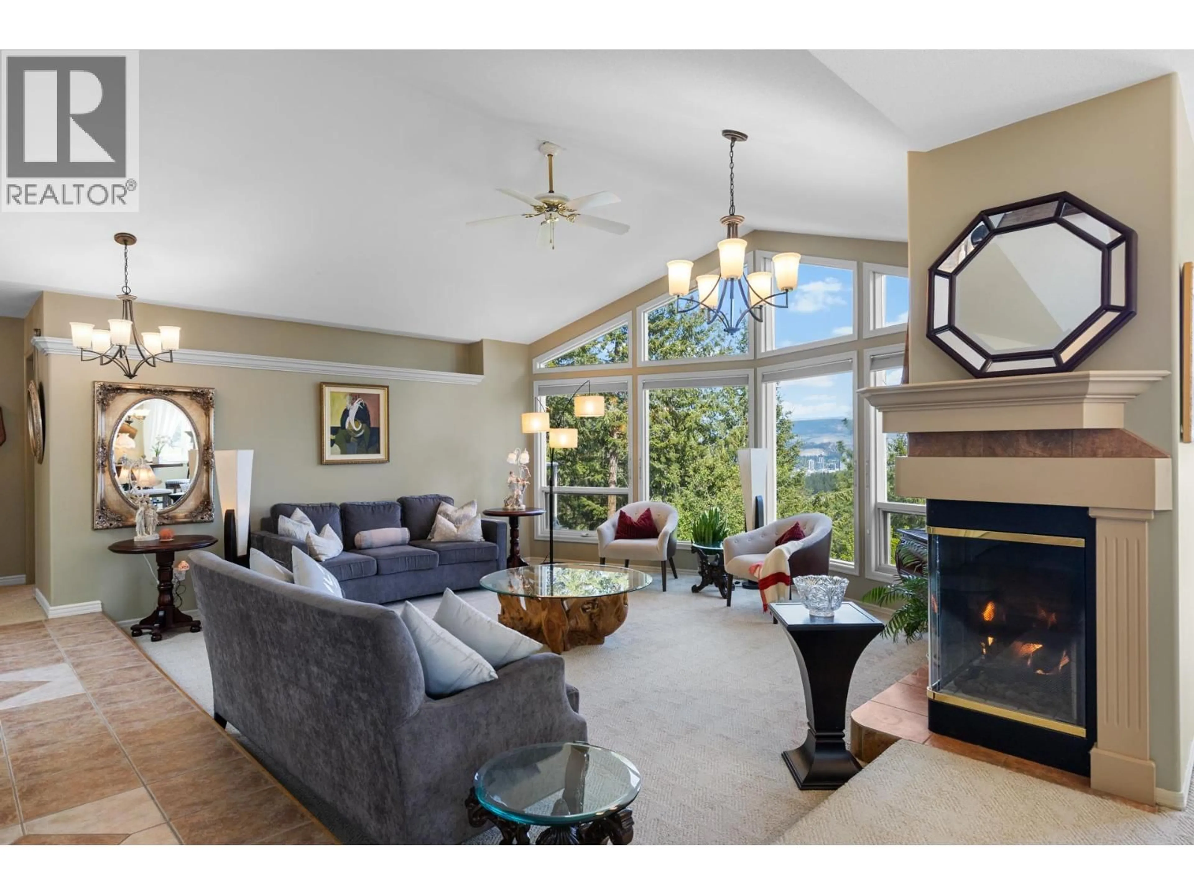 Living room with furniture, unknown for 1991 HORIZON DRIVE, West Kelowna British Columbia V1Z3L3