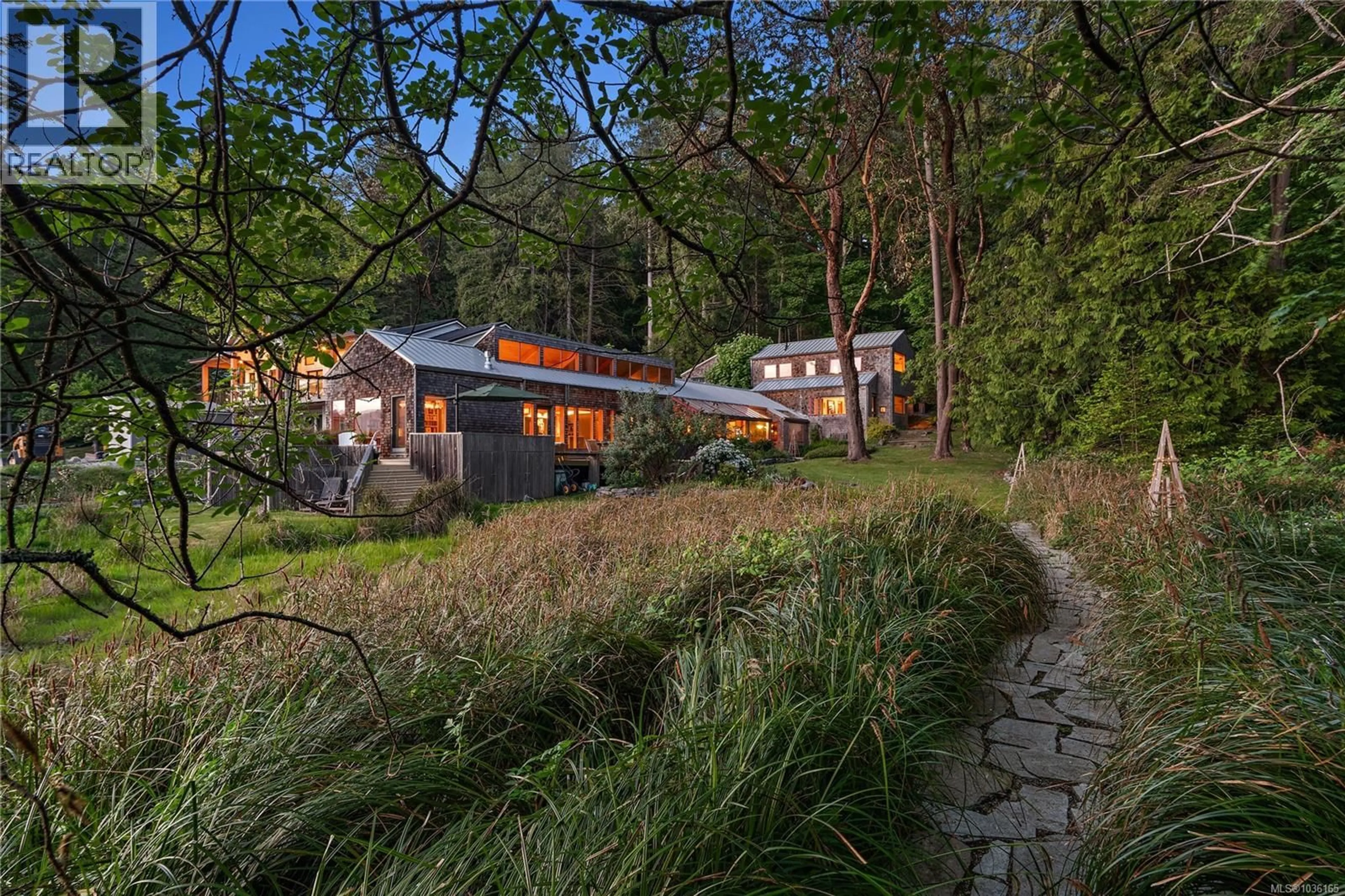 Unknown for 68C MCKENZIE CRESCENT, Piers Island British Columbia V8L5Y7