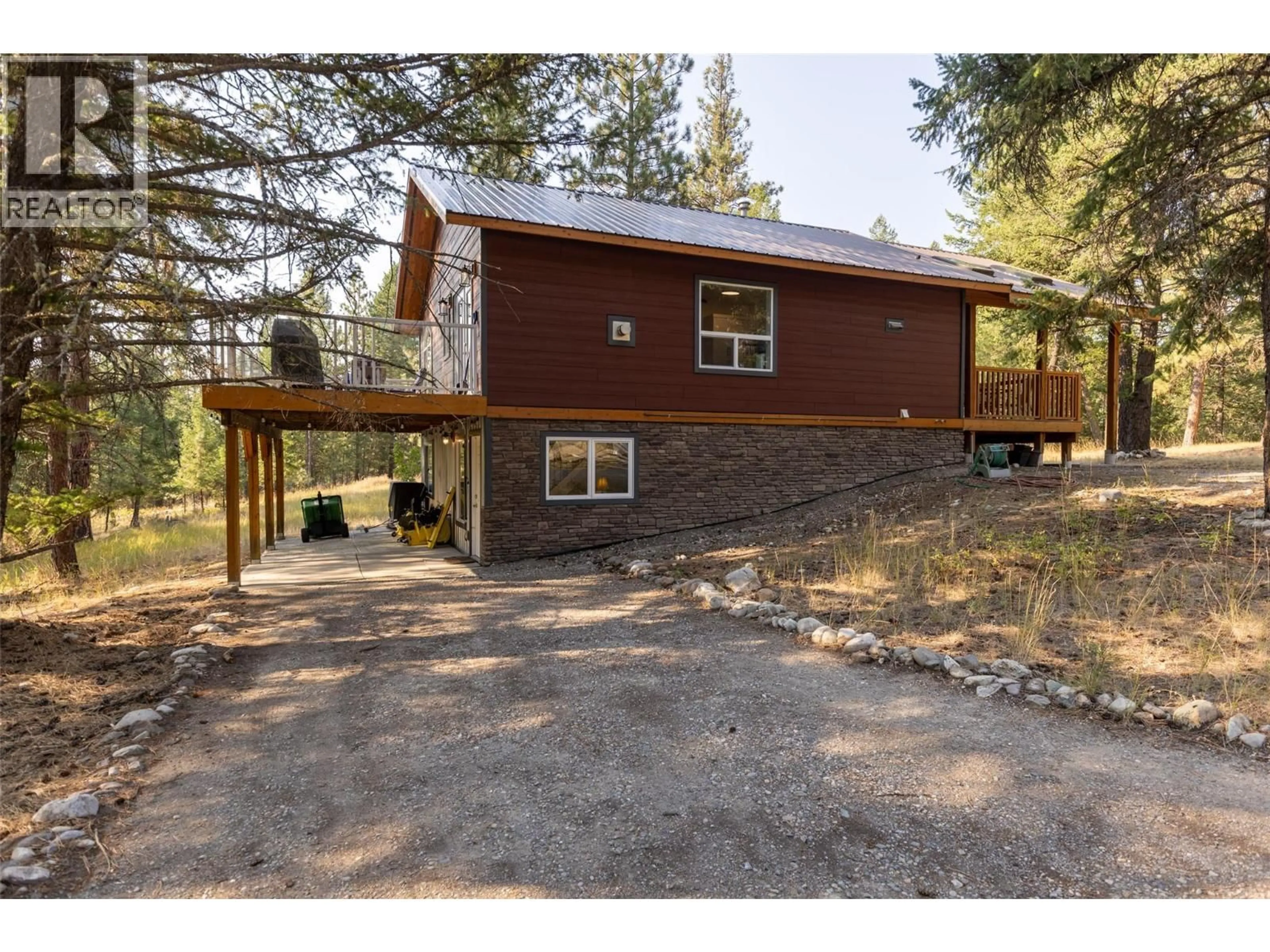 Unknown for 823 WALDO ROAD, Baynes Lake British Columbia V0B1T4