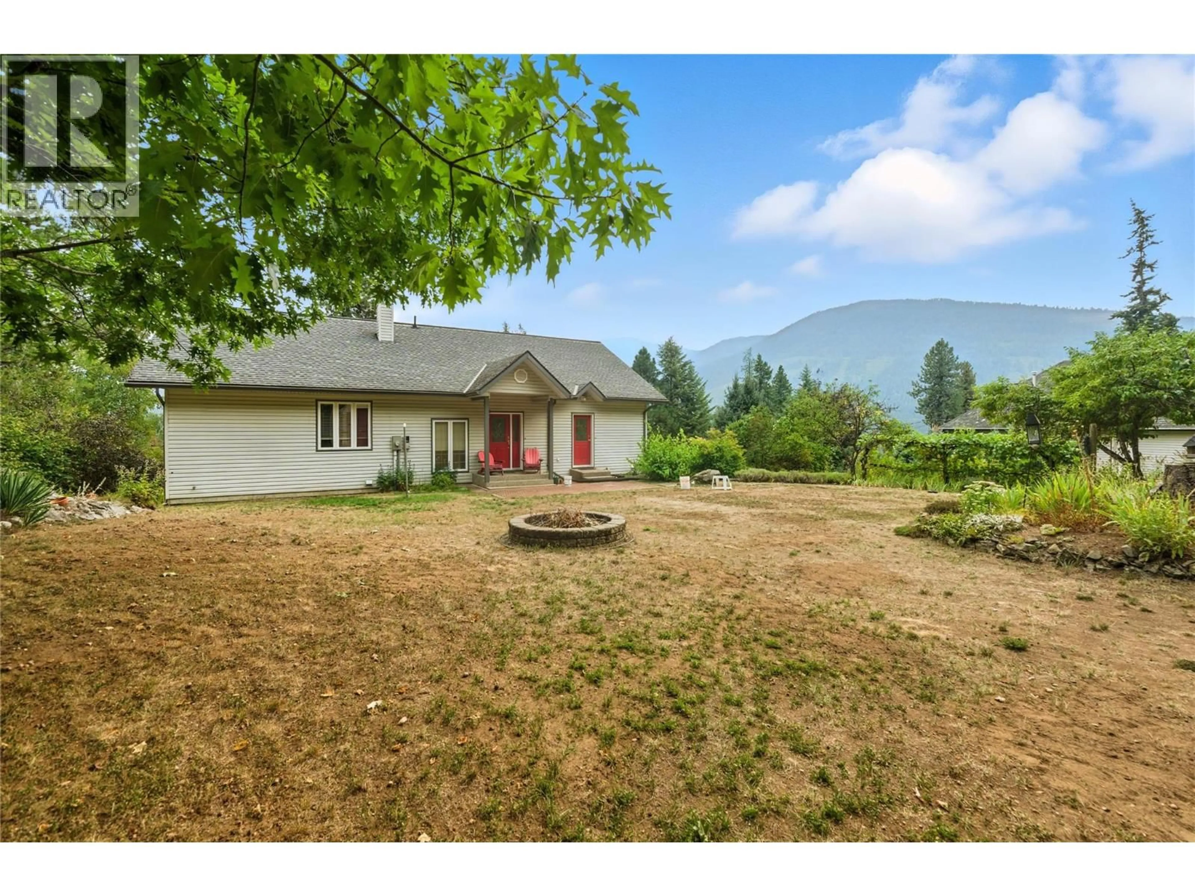 A pic from outside/outdoor area/front of a property/back of a property/a pic from drone, mountain view for 4175 BROWN ROAD, Bonnington British Columbia V0G2G3