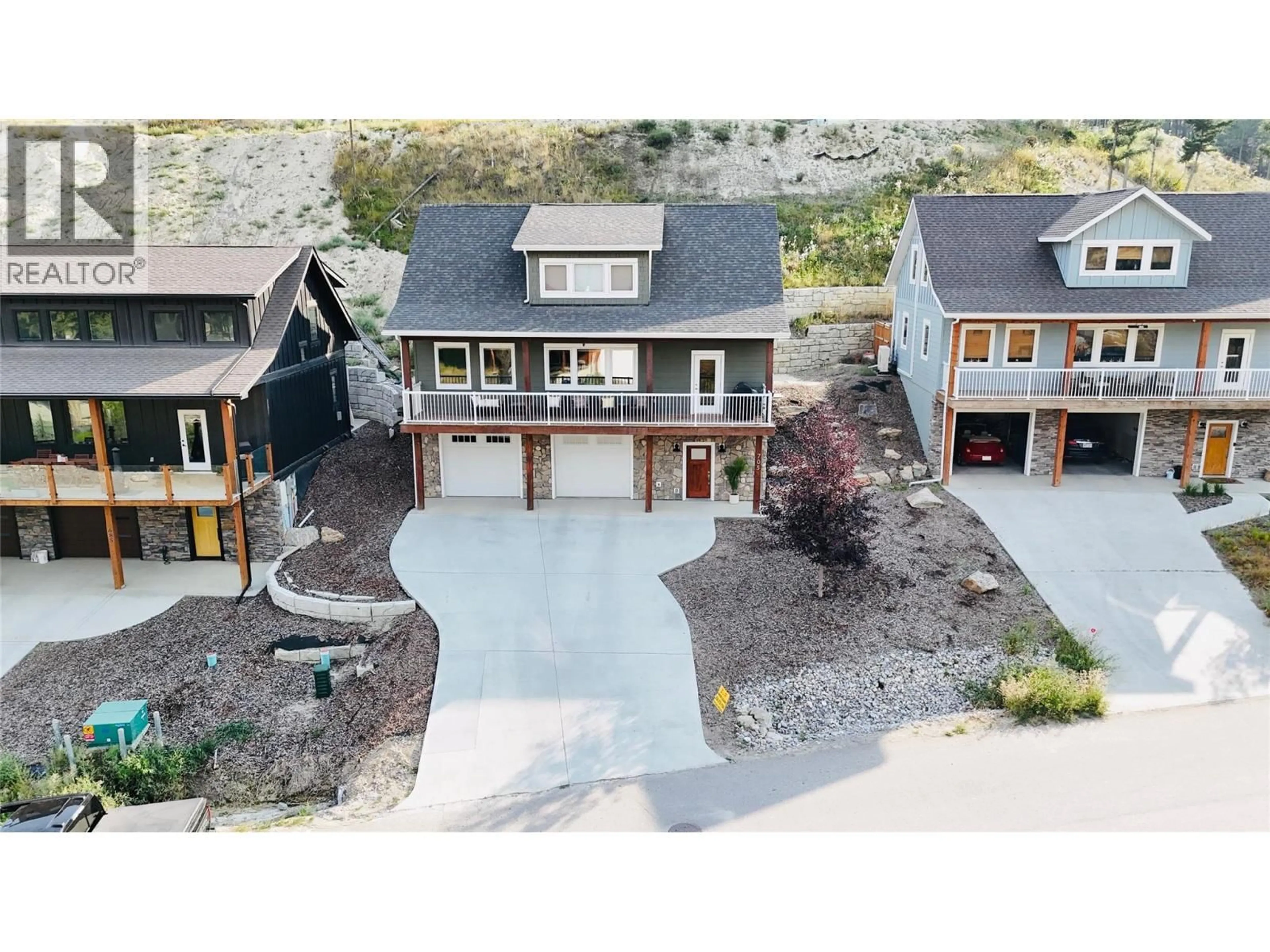 A pic from outside/outdoor area/front of a property/back of a property/a pic from drone, unknown for 705 KPOKL ROAD, Invermere British Columbia V0A1K0