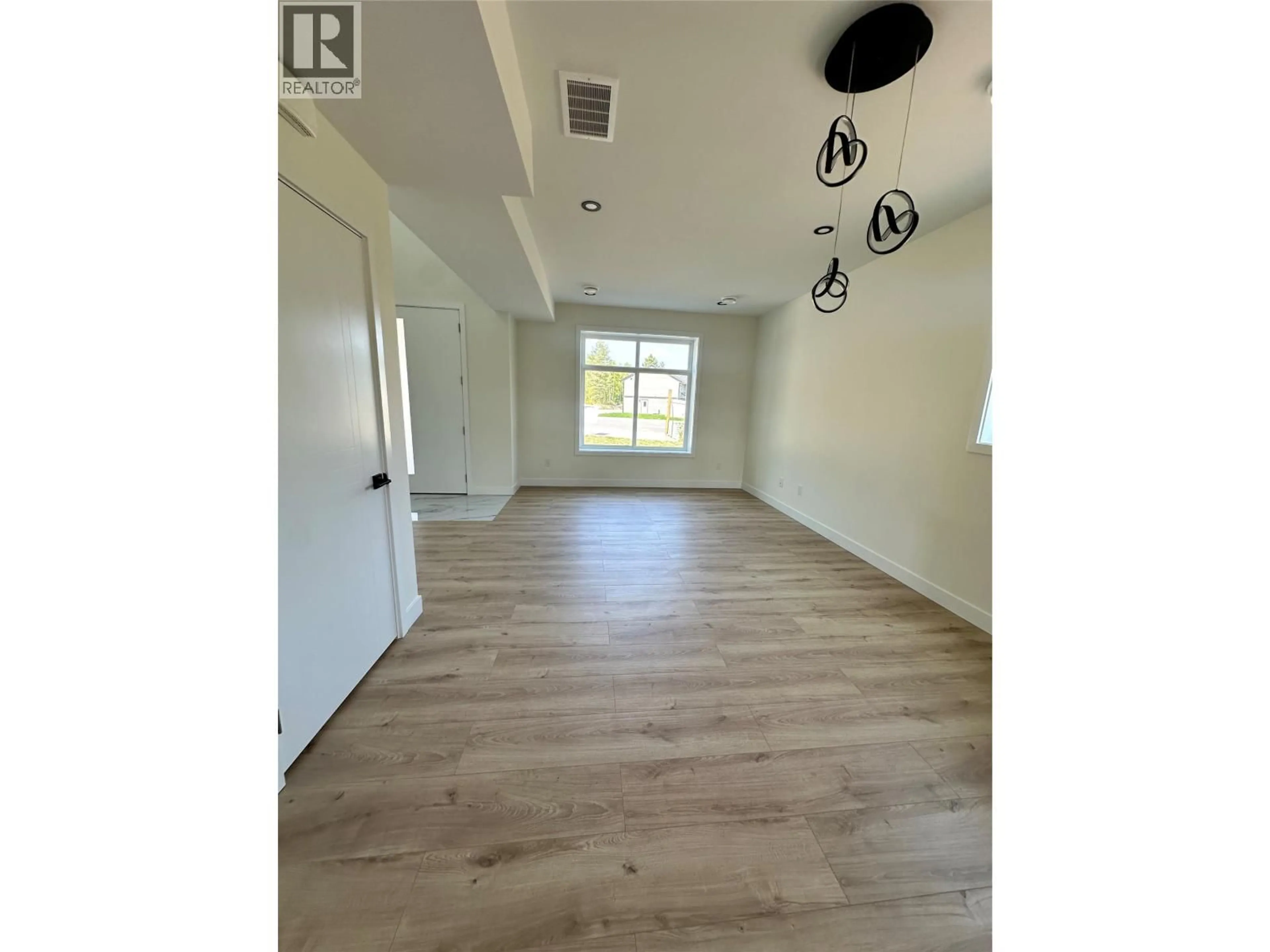 A pic of a room for 3736 TOBA ROAD, Castlegar British Columbia V1N4Y3