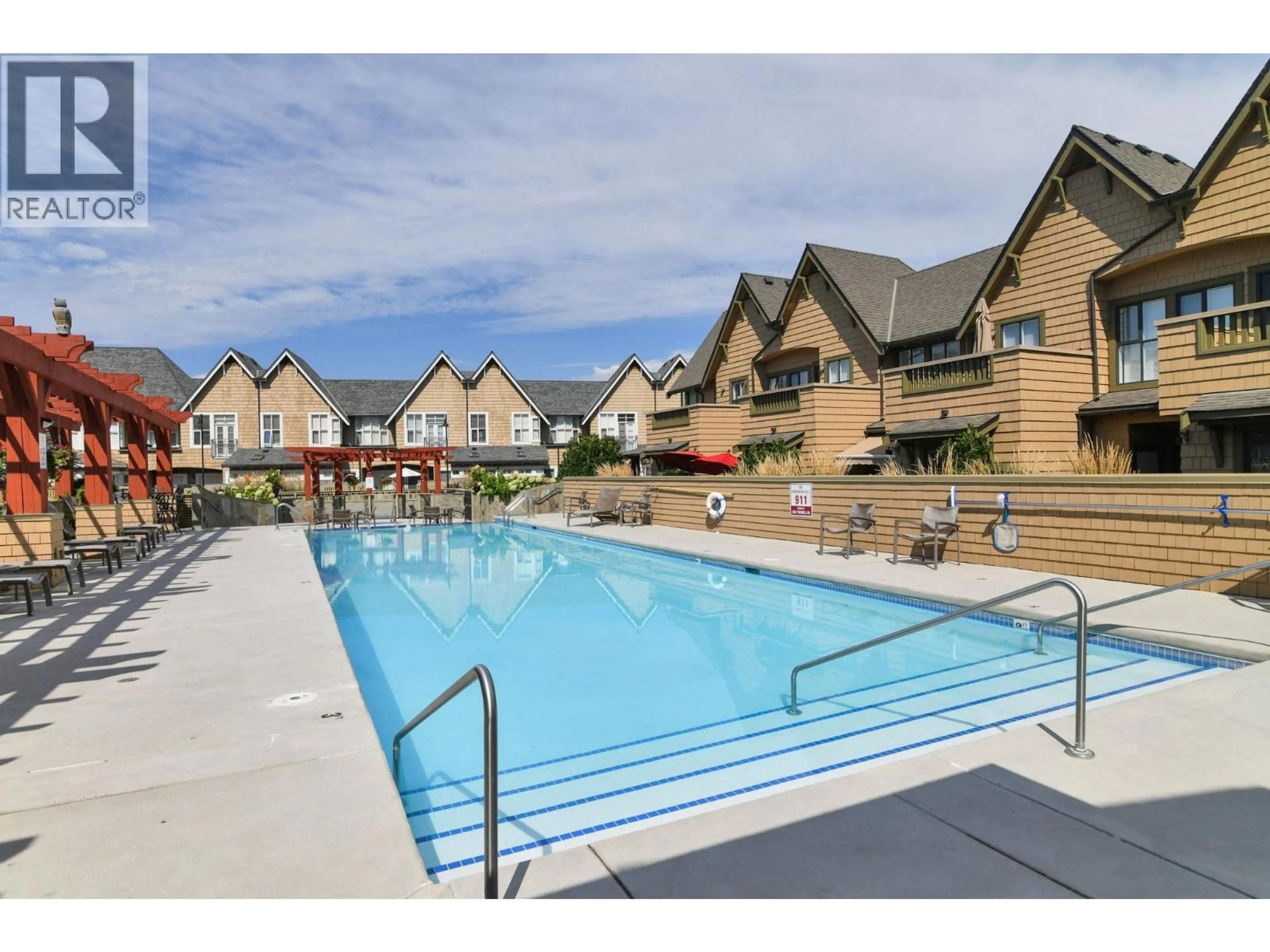 Pool for 121 - 3880 TRUSWELL ROAD, Kelowna British Columbia V1W5A2