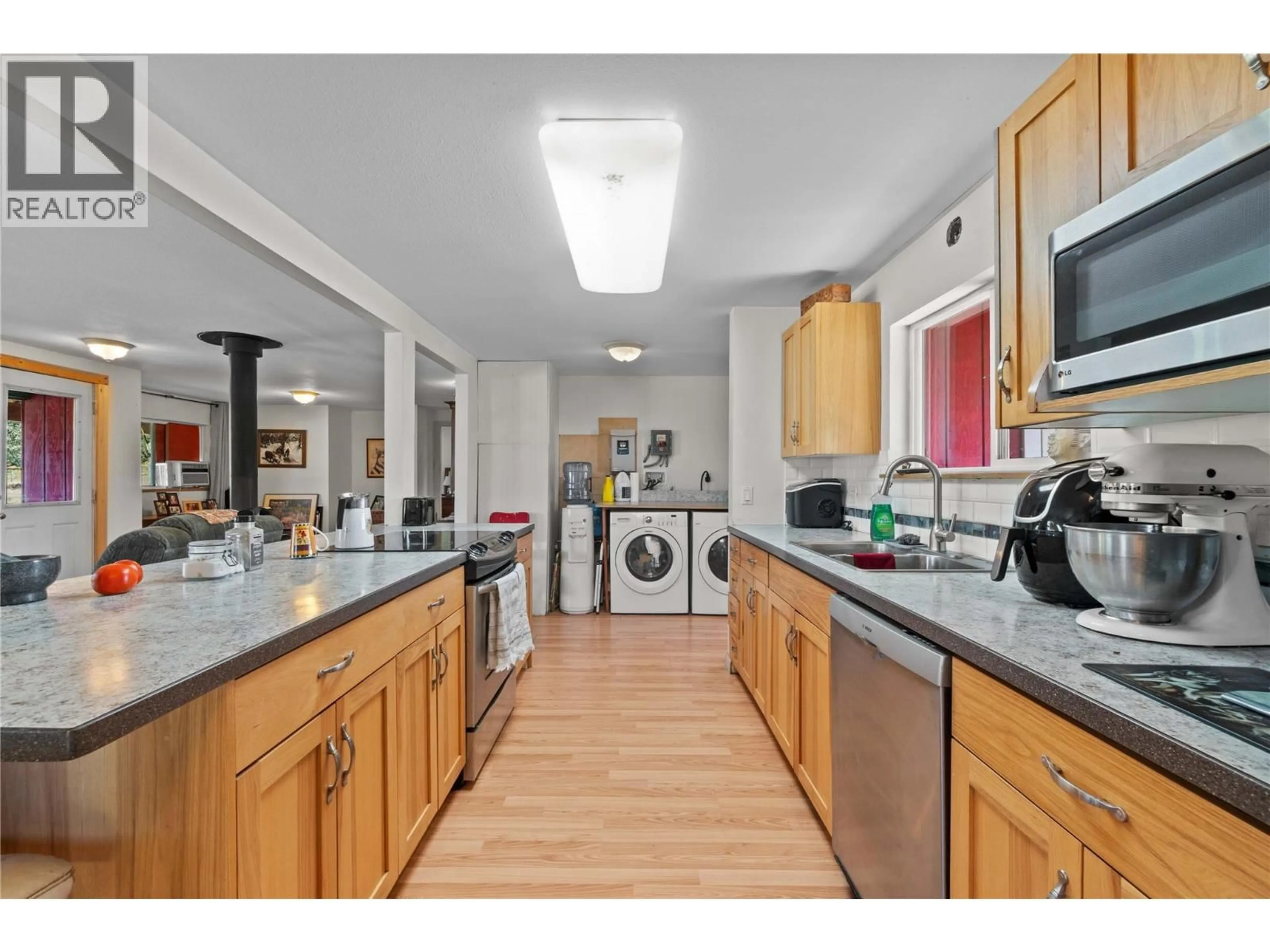 Standard kitchen, unknown for 1168 MALLORY ROAD SOUTHEAST, Enderby British Columbia V4Y4H7