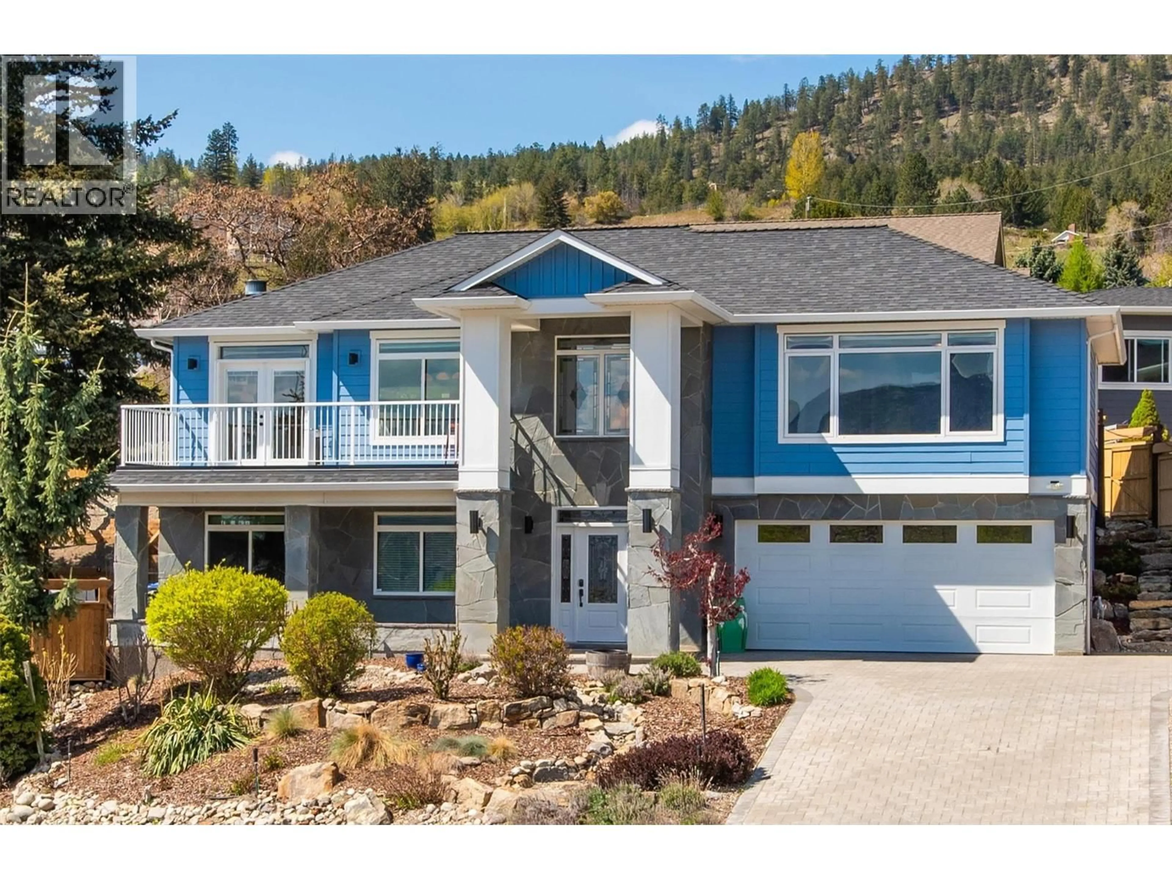 Home with vinyl exterior material, unknown for 6148 LIPSETT AVENUE, Peachland British Columbia V0H1X7