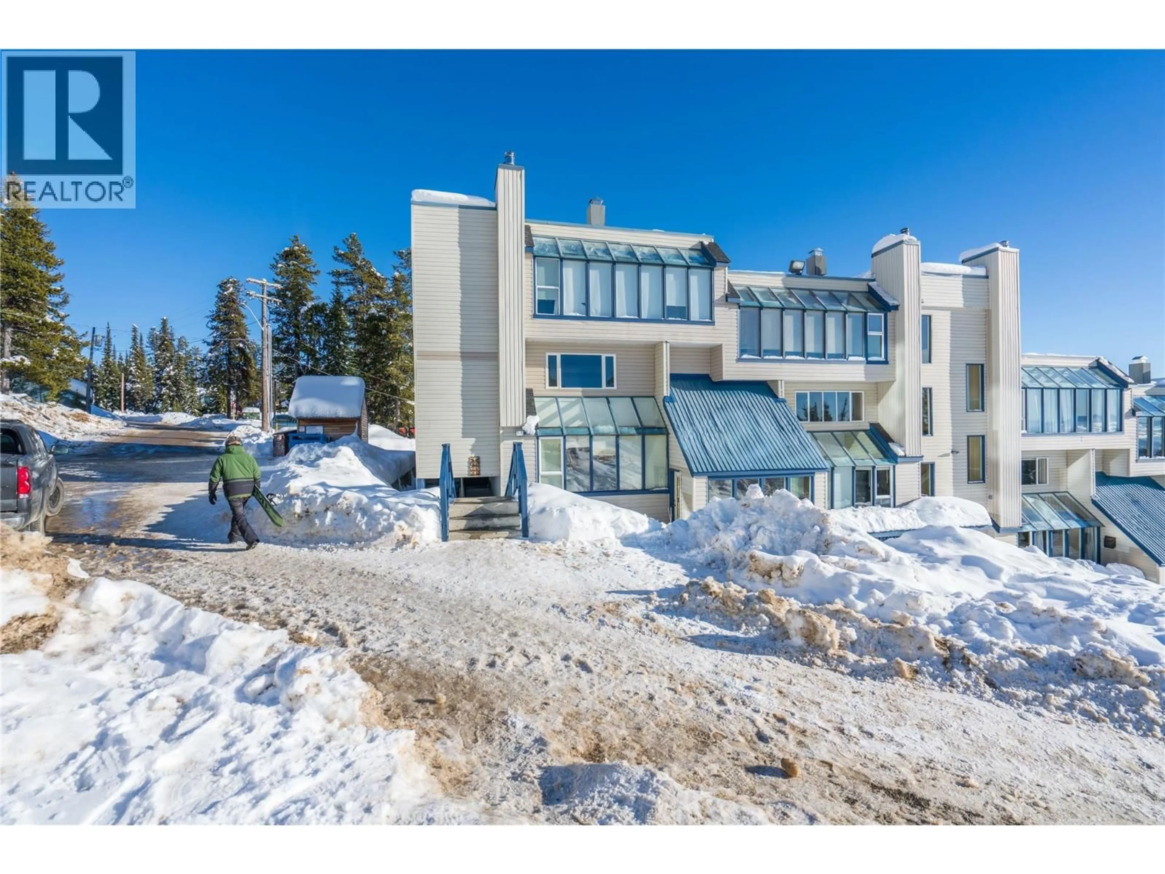 A pic from outside/outdoor area/front of a property/back of a property/a pic from drone, unknown for B6 - 7375 PORCUPINE ROAD, Big White British Columbia V1P1P3