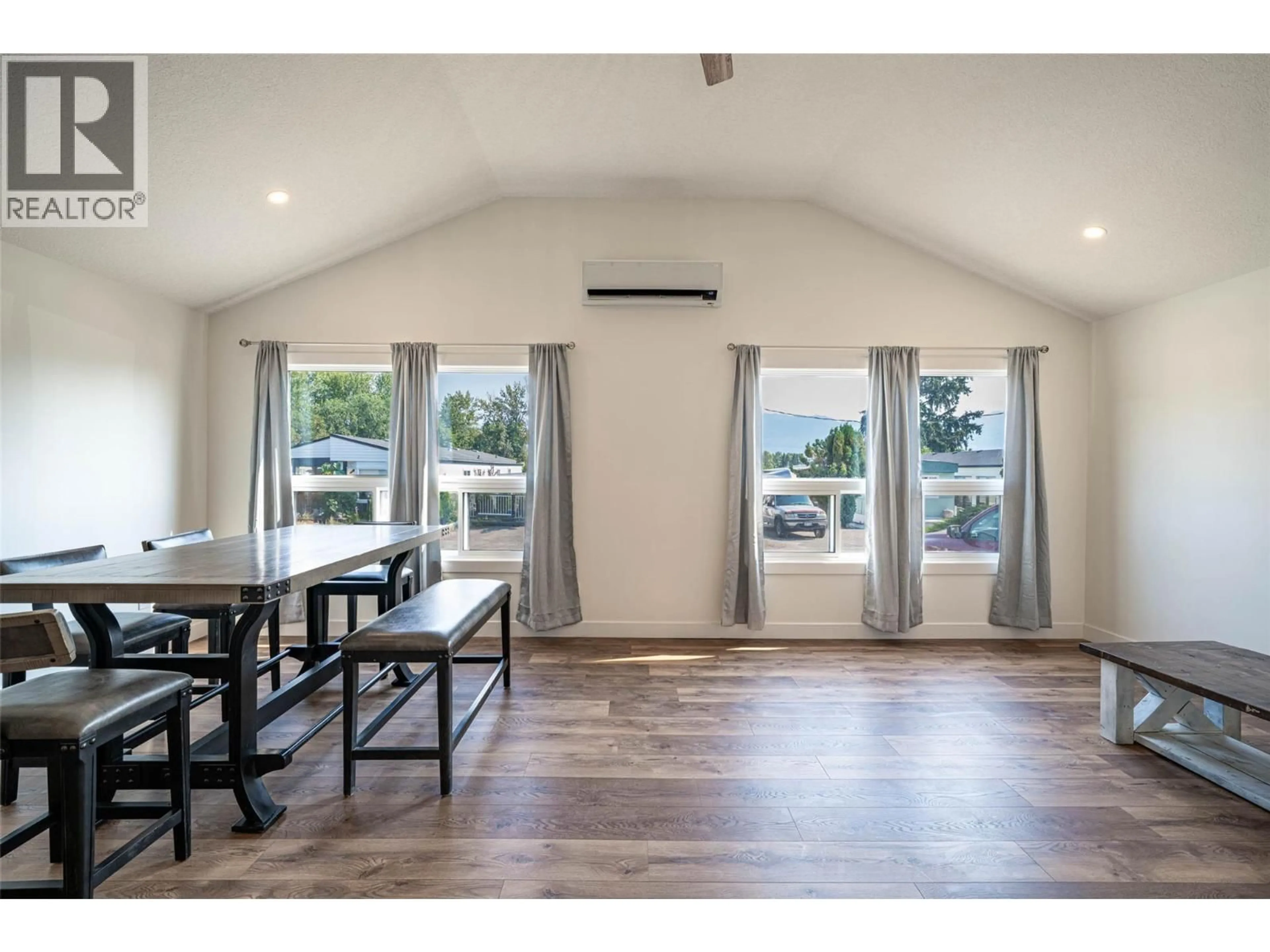 A pic of a room for 64 - 1881 BOUCHERIE ROAD, West Kelowna British Columbia V4T0C9