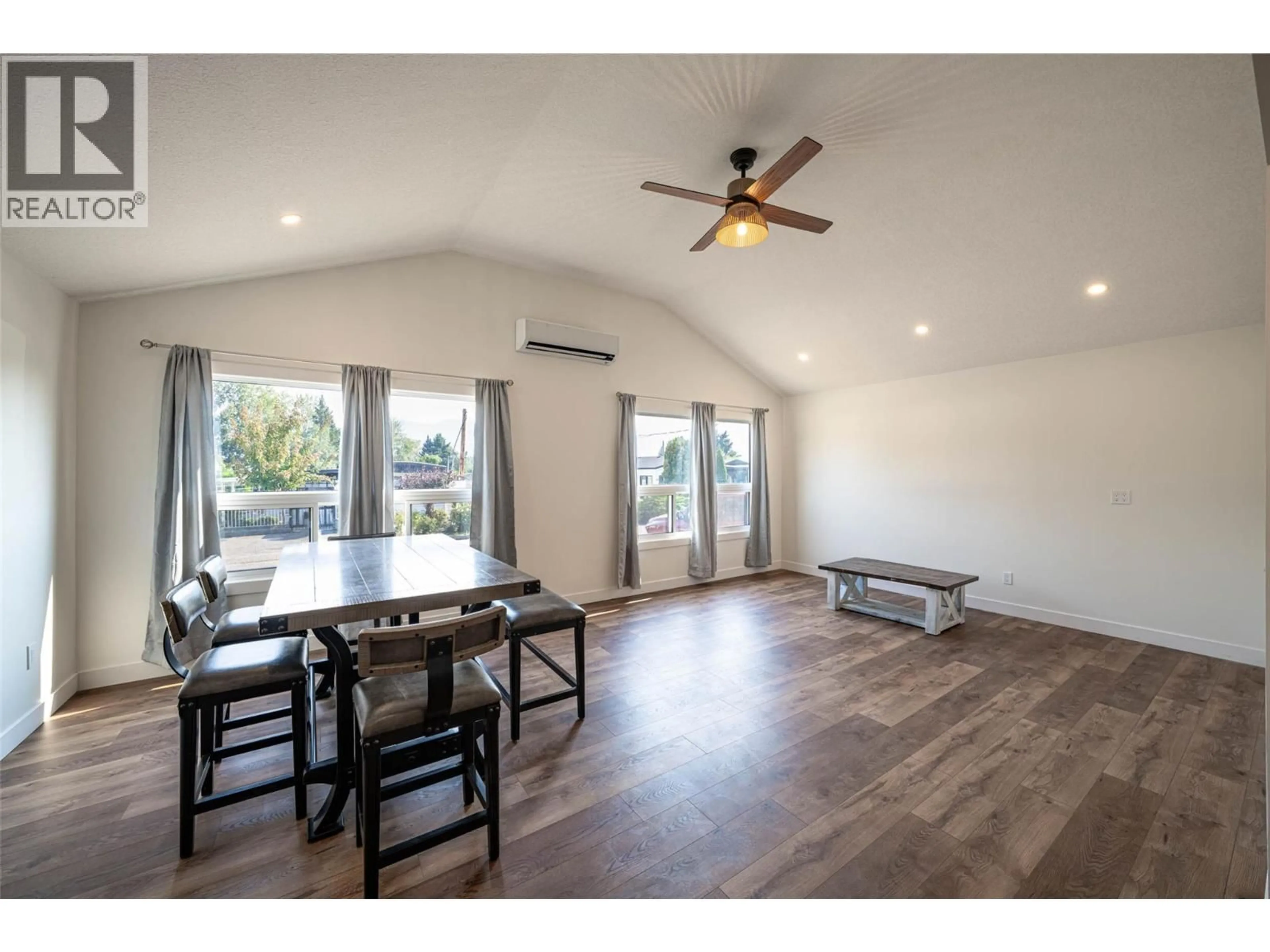 A pic of a room for 64 - 1881 BOUCHERIE ROAD, West Kelowna British Columbia V4T0C9