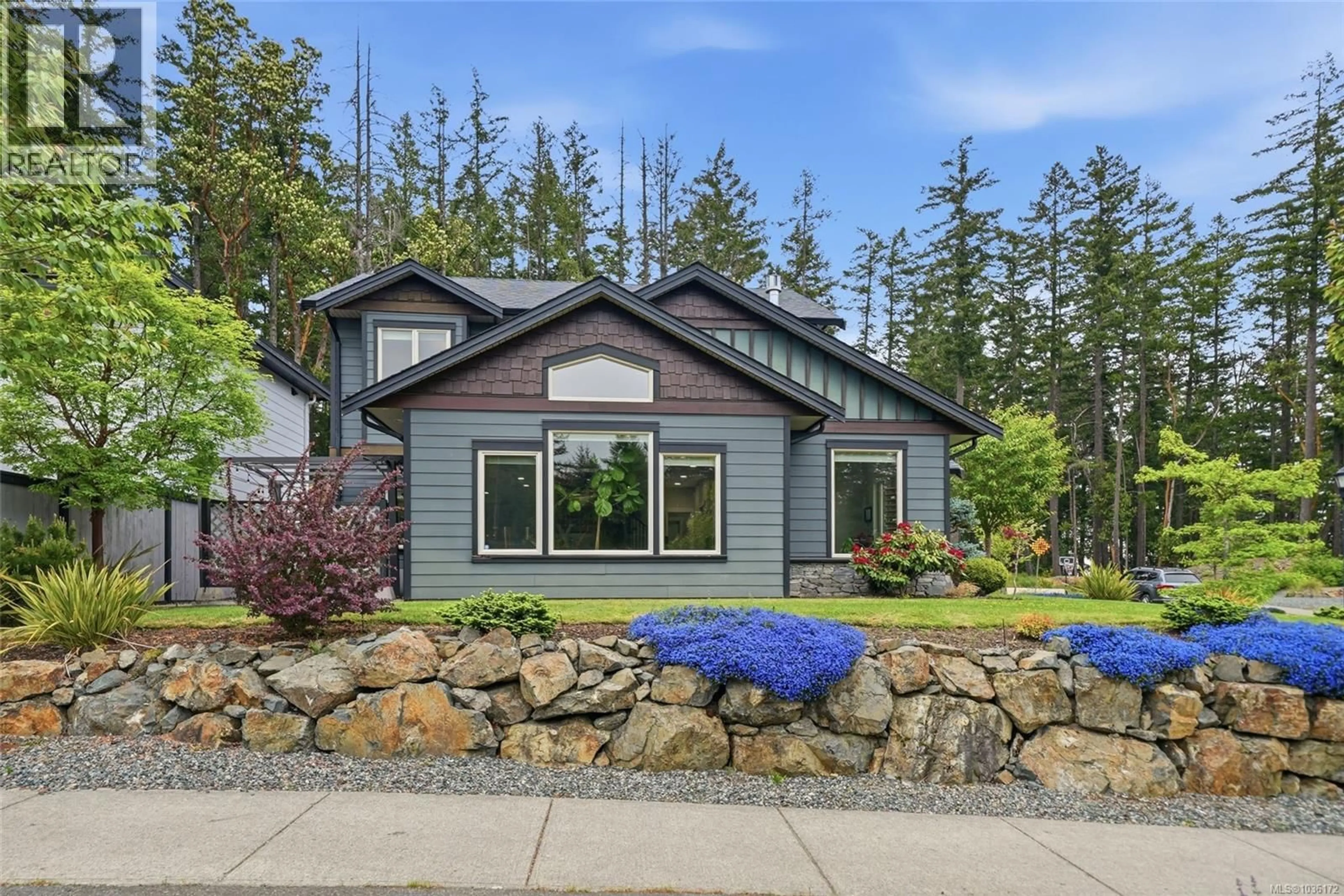 Home with vinyl exterior material, street for 101 RIDGELINE TERRACE, Nanaimo British Columbia V9T0G8