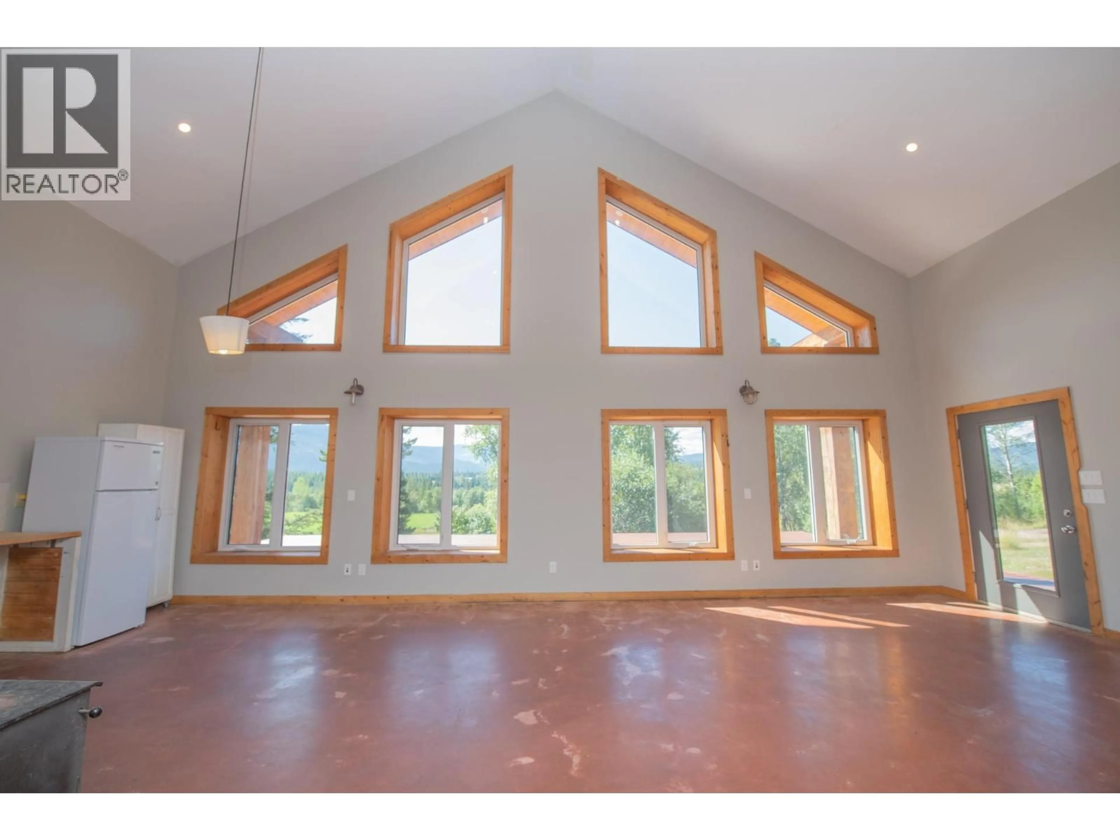 Unknown for 263 ALBERS ROAD, Lumby British Columbia V0E2G5