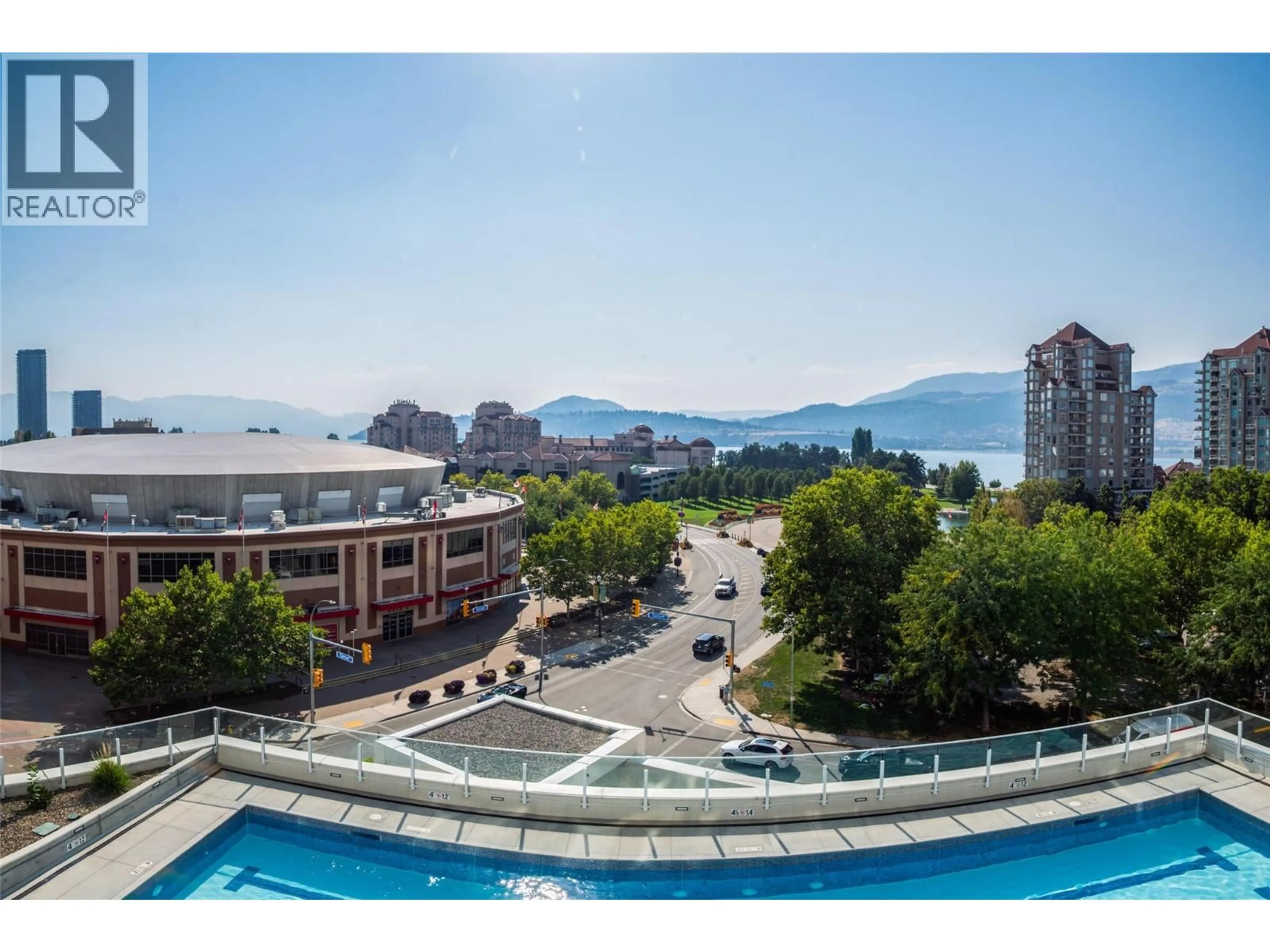 Pool for 605 - 1191 SUNSET DRIVE, Kelowna British Columbia V1Y0J6