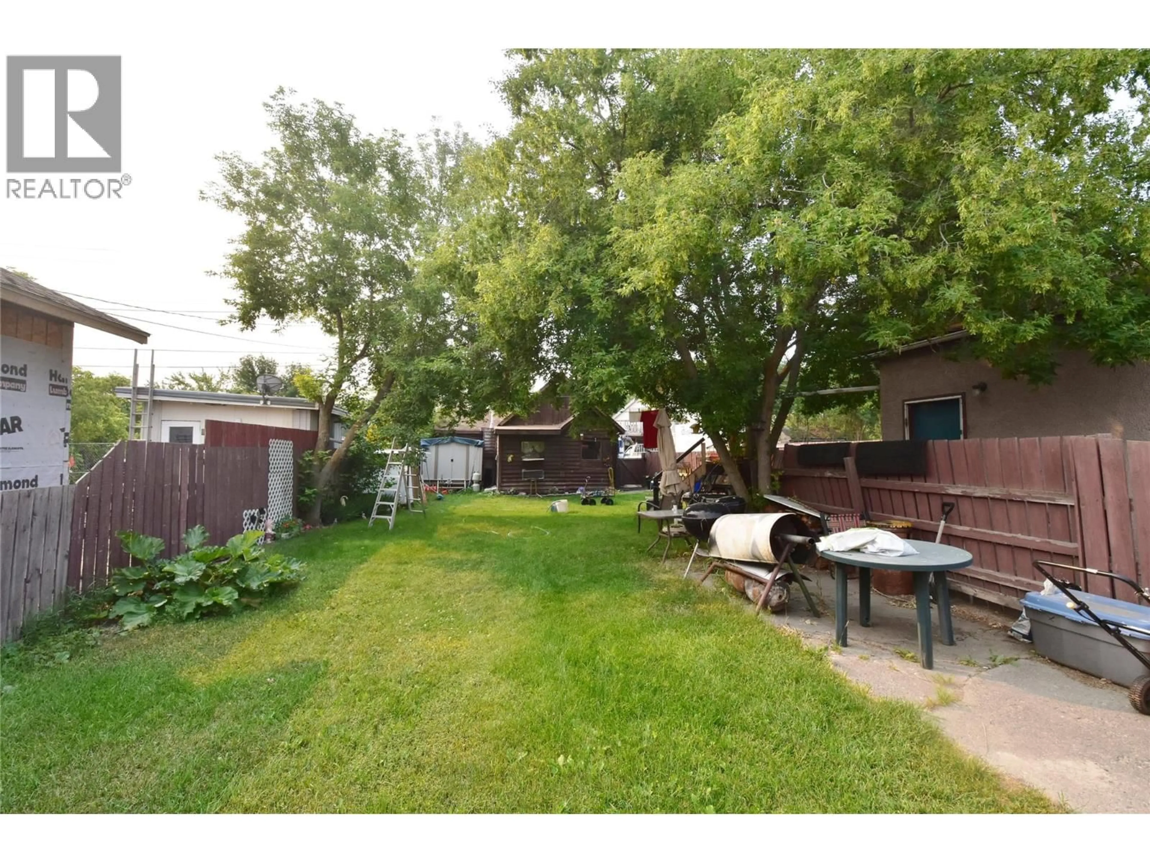 Patio, street for 222 - 224 VAN HORNE STREET SOUTH, Cranbrook British Columbia V1C1Z4
