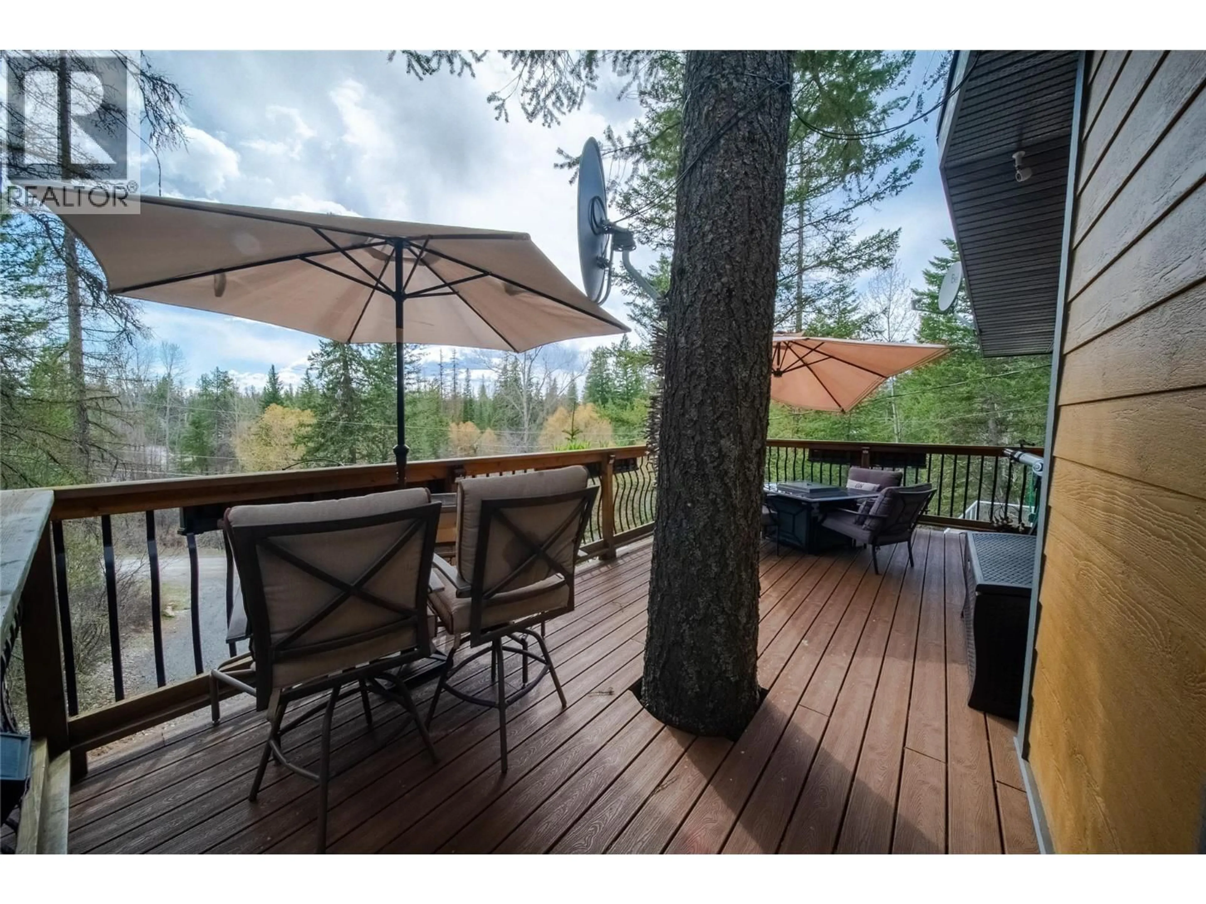 Patio, forest/trees view for 6740 ROSEN LAKE ROAD, Jaffray British Columbia V0B1T0