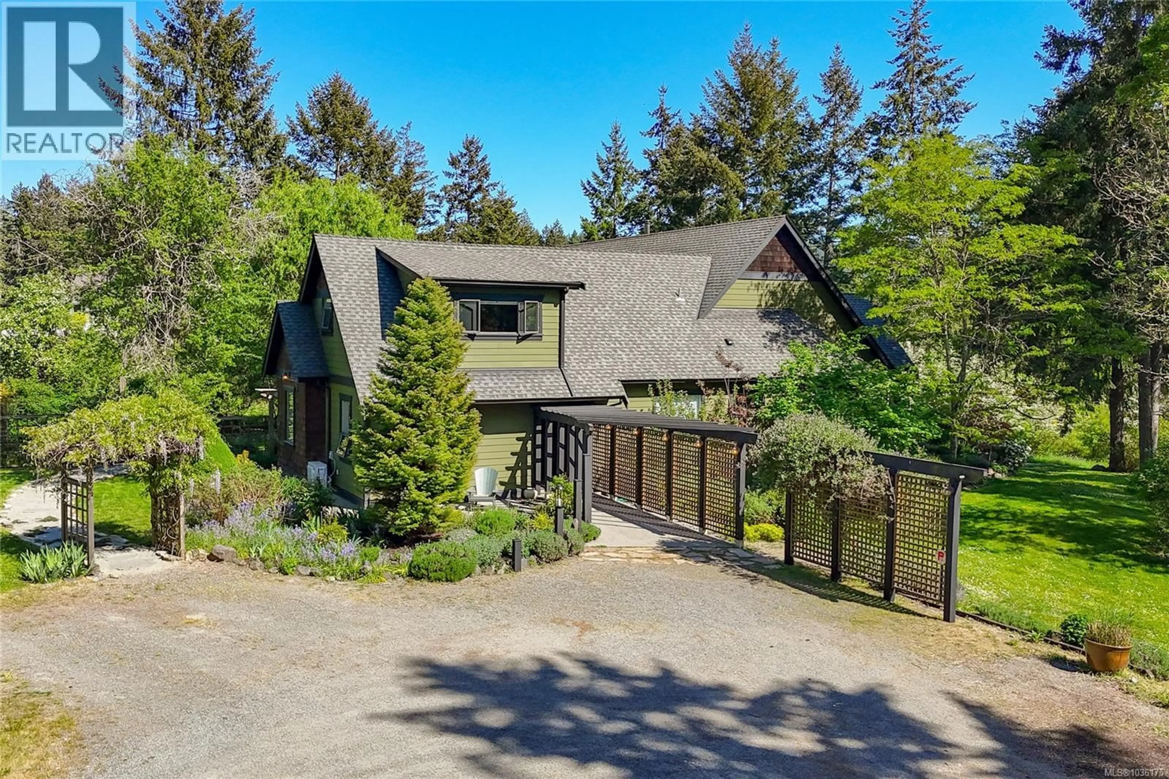 A pic from outside/outdoor area/front of a property/back of a property/a pic from drone, unknown for 1584 STAMPS ROAD, Duncan British Columbia V9L5W2