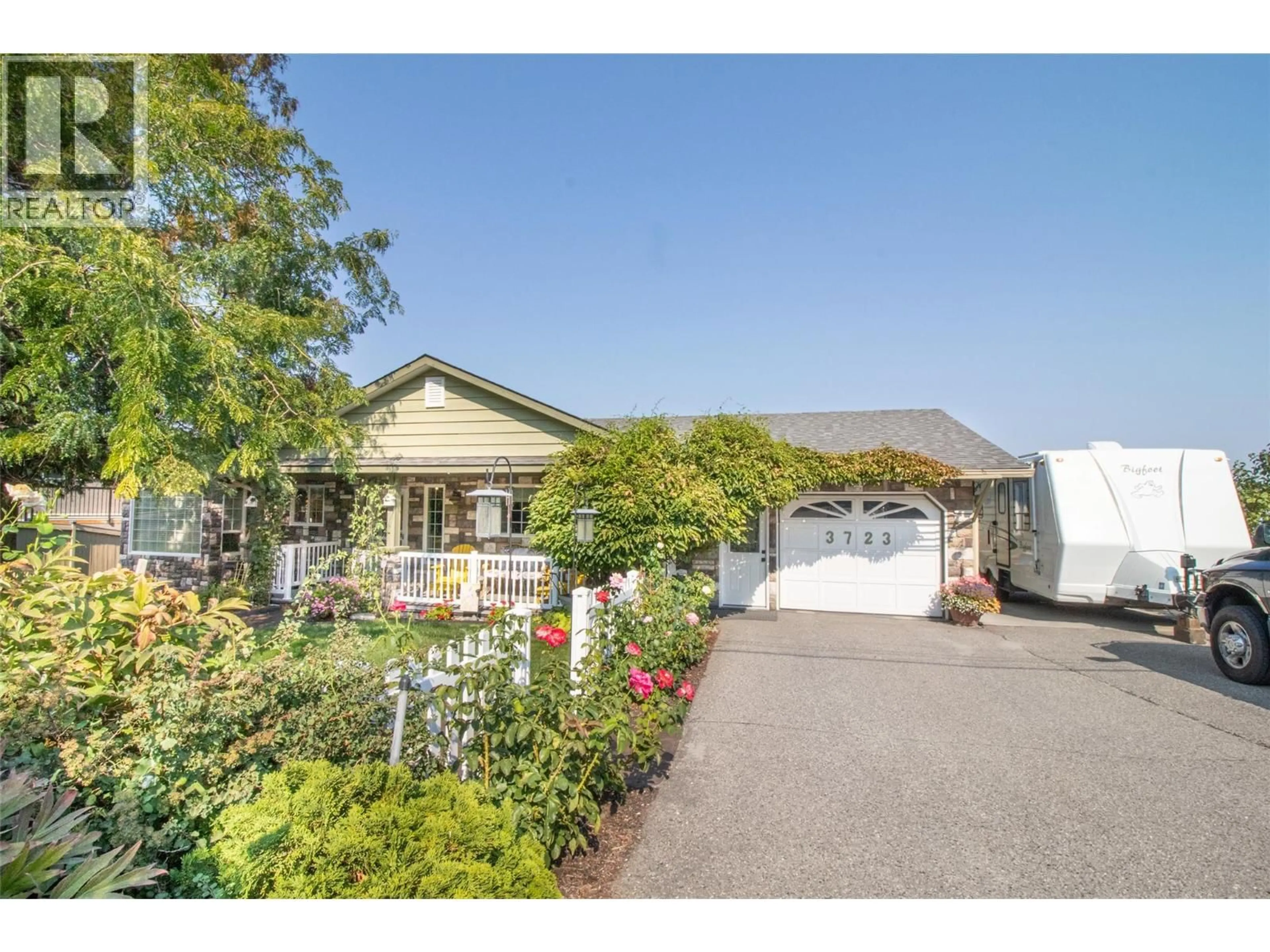 A pic from outside/outdoor area/front of a property/back of a property/a pic from drone, street for 3723 SALLOUM ROAD, West Kelowna British Columbia V4T1E4