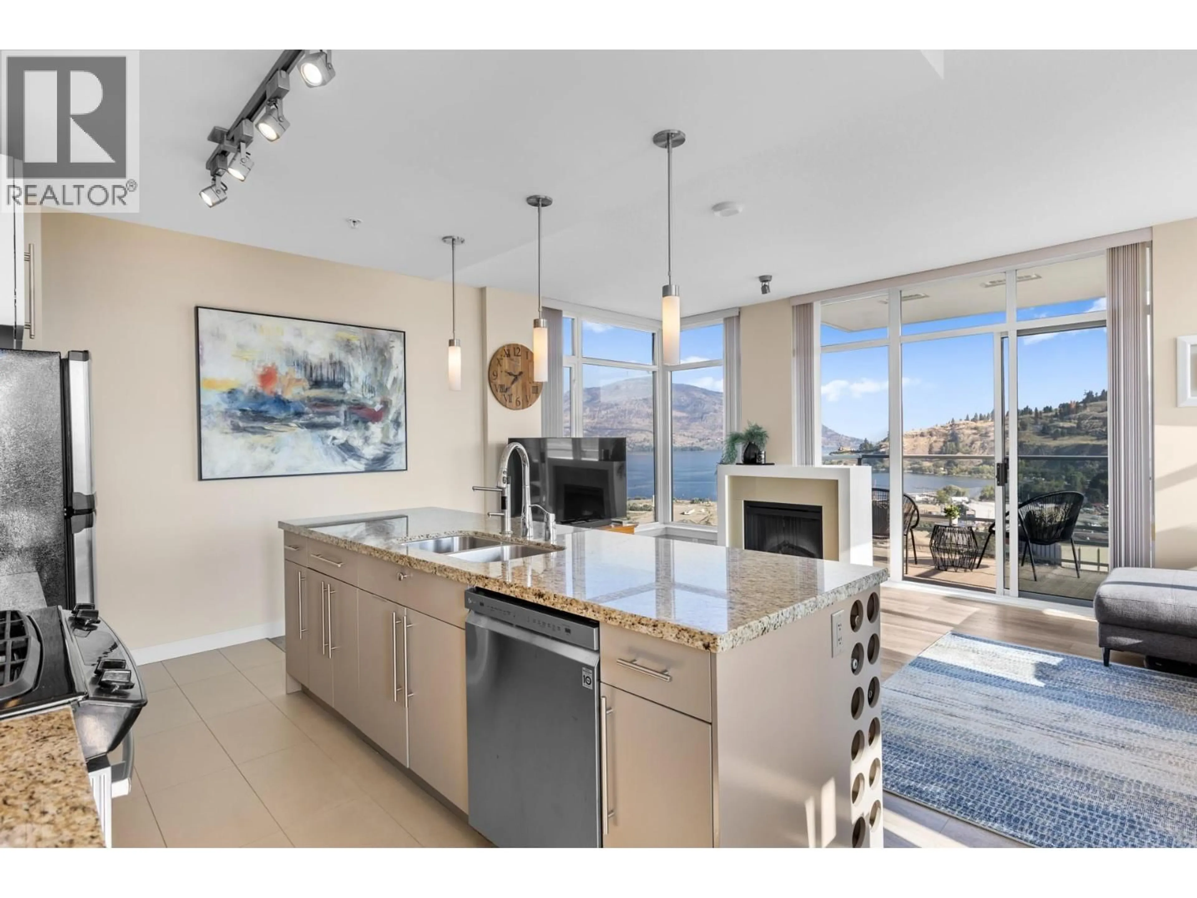 Open concept kitchen, ceramic/tile floor for 2103 - 1075 SUNSET DRIVE, Kelowna British Columbia V1Y9Y9