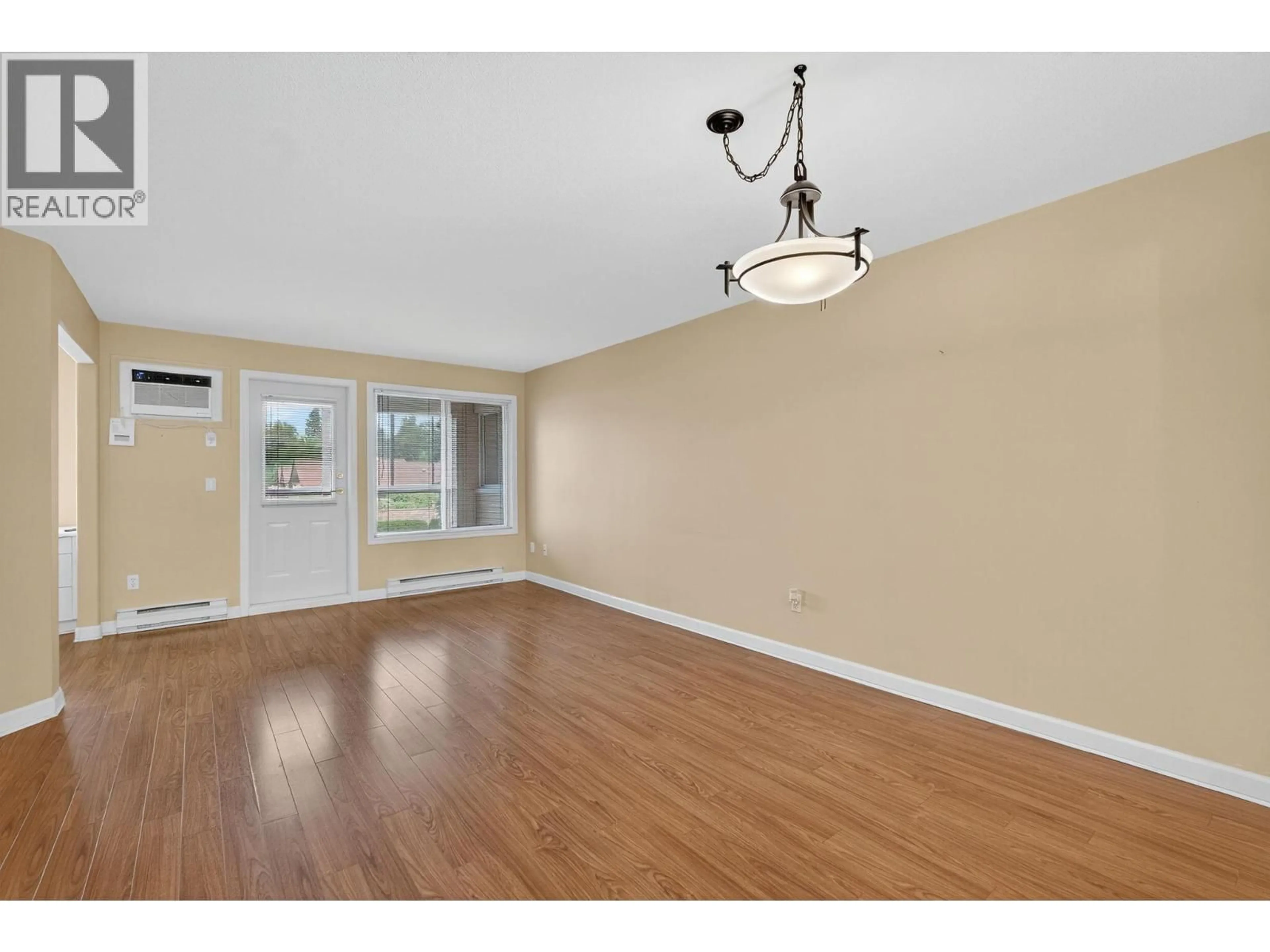 A pic of a room for 110 - 940 GLENWOOD AVENUE, Kelowna British Columbia V1Y9P2