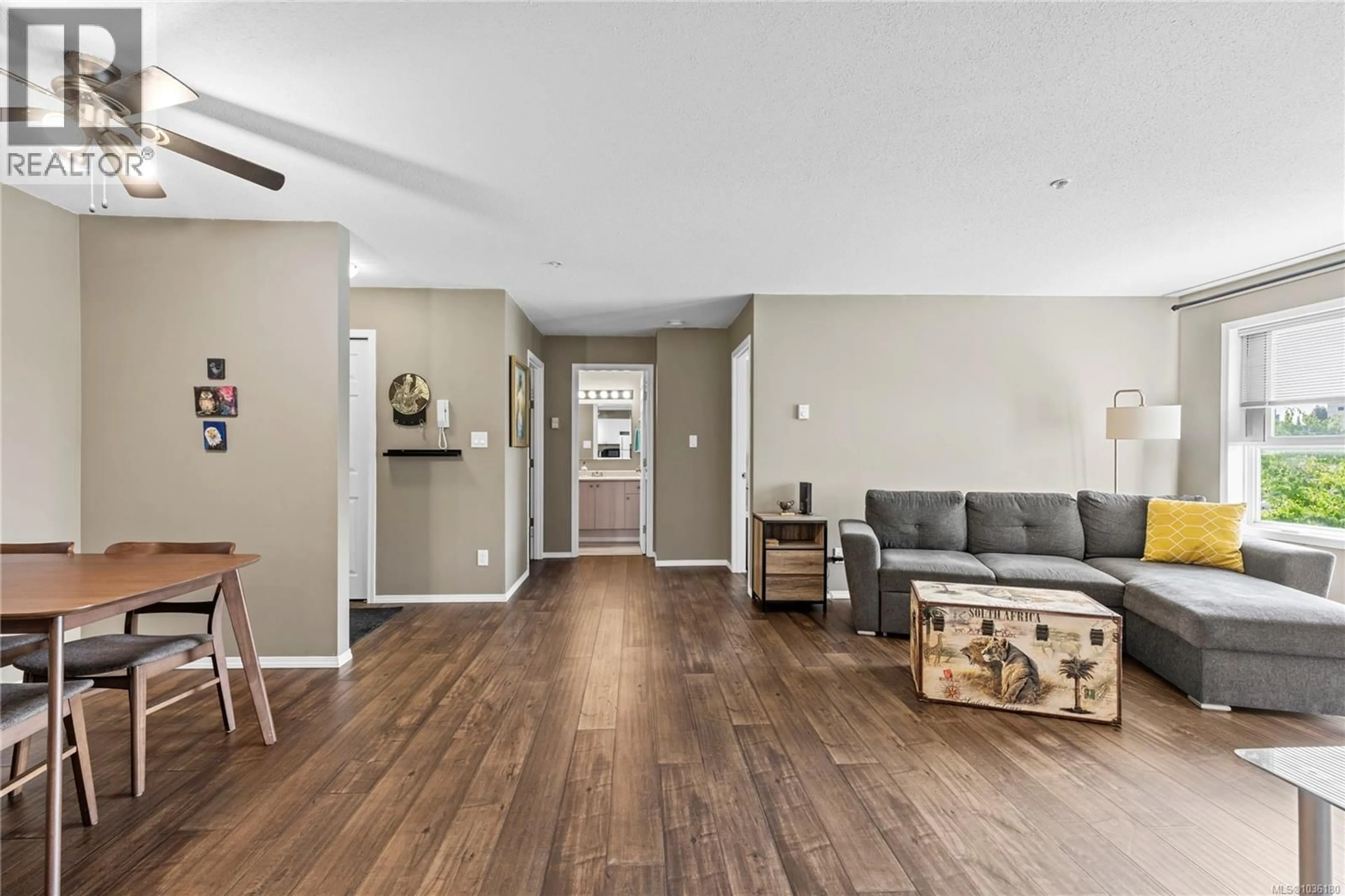 Unknown for 302 - 690 THIRD STREET, Nanaimo British Columbia V9R1W8