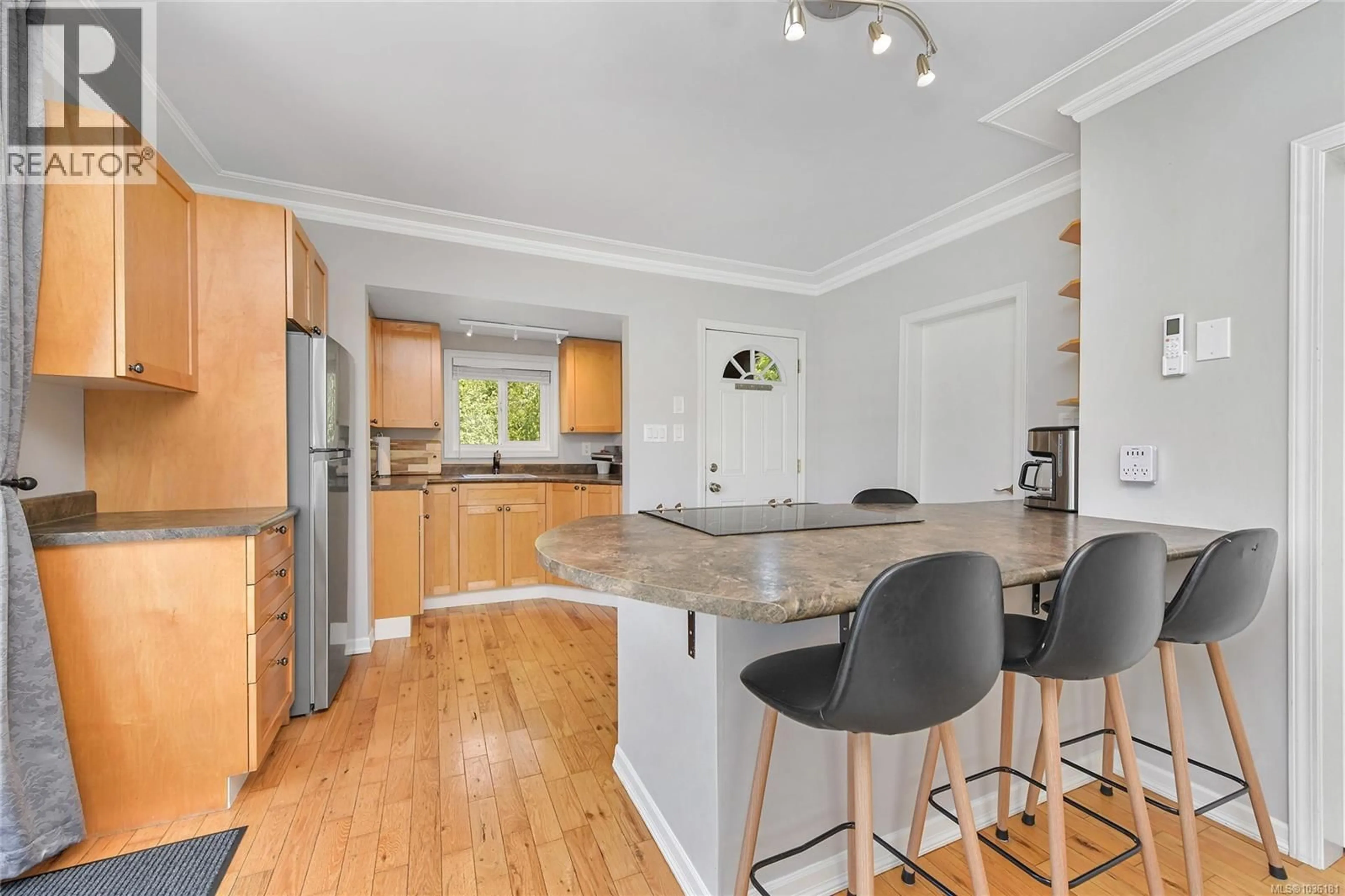 Open concept kitchen, unknown for 76 NELSON ROAD, Lake Cowichan British Columbia V0R2G0