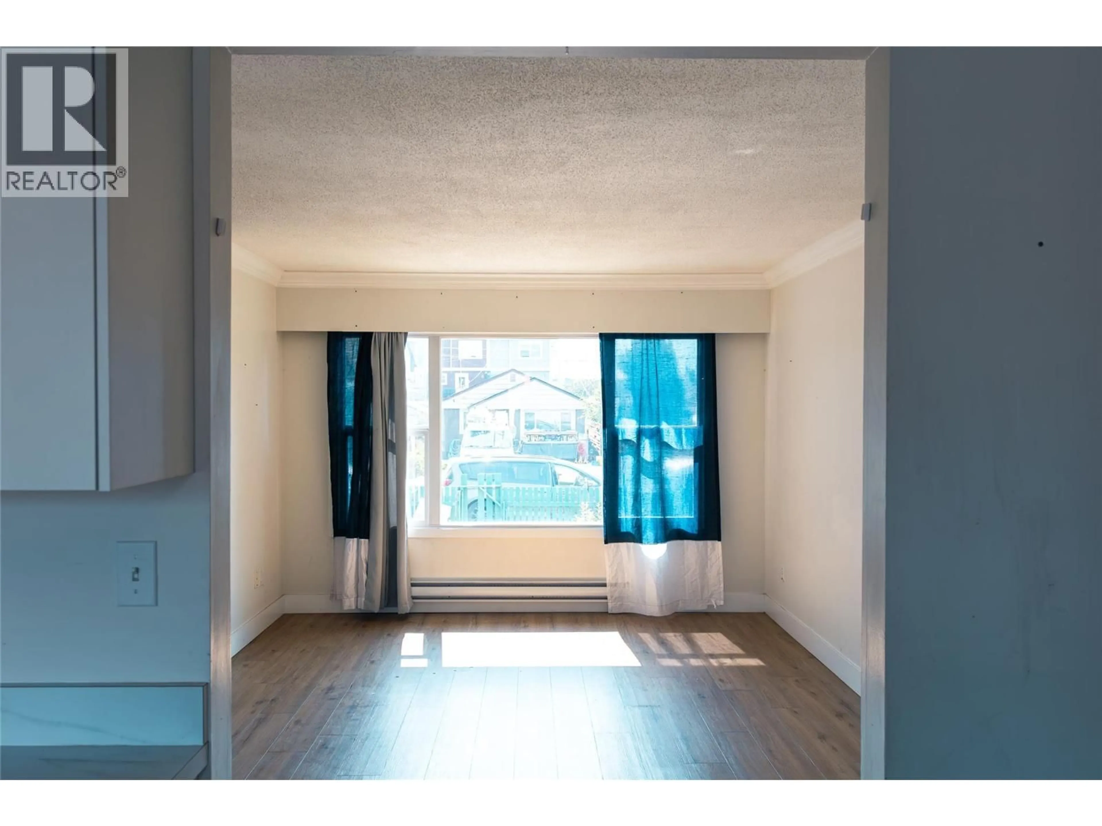 A pic of a room for 709 CHASE AVENUE, Penticton British Columbia V2A2M8