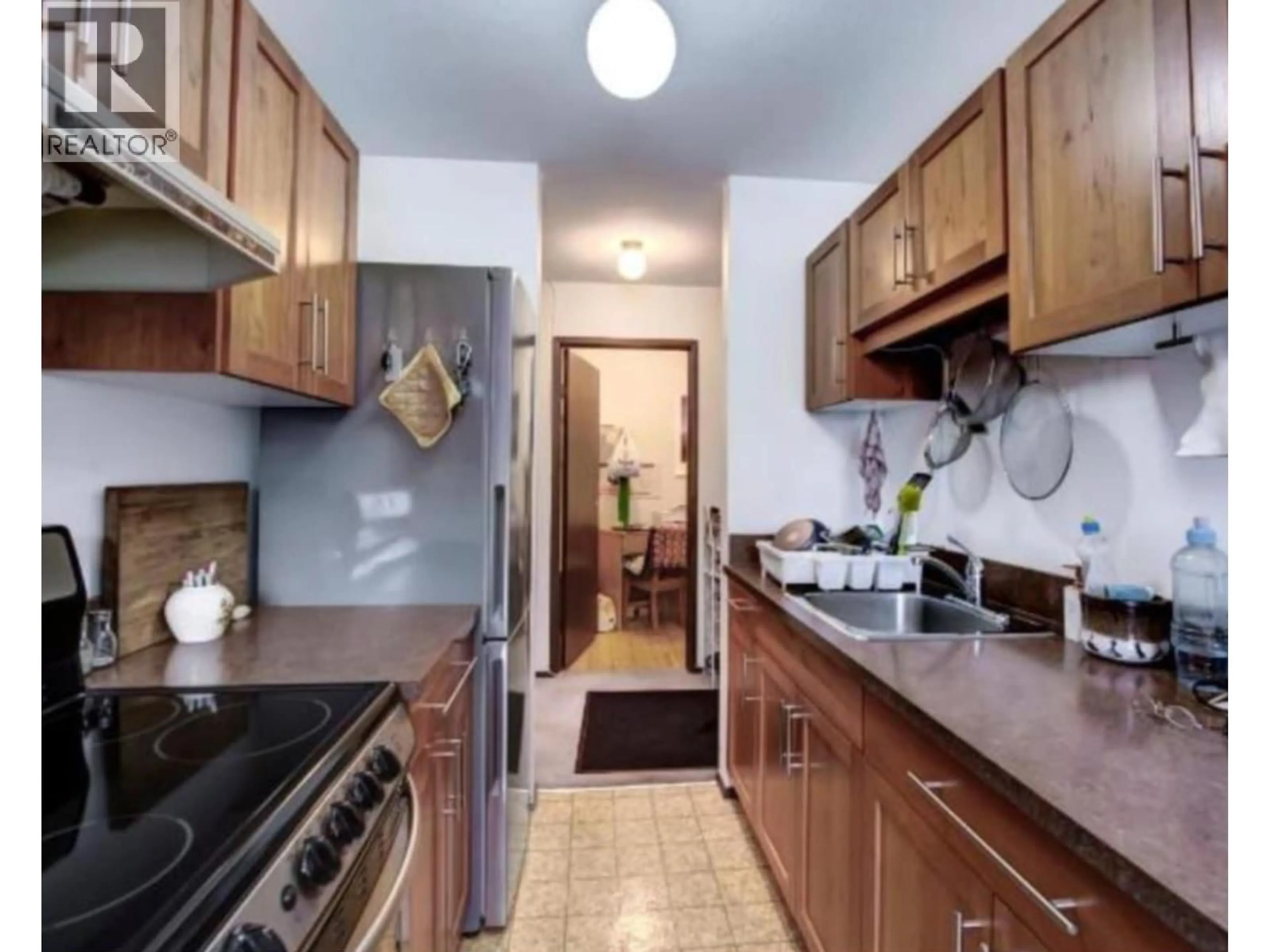 Standard kitchen, unknown for 213 - 150 SKAHA PLACE, Penticton British Columbia V2K7K1