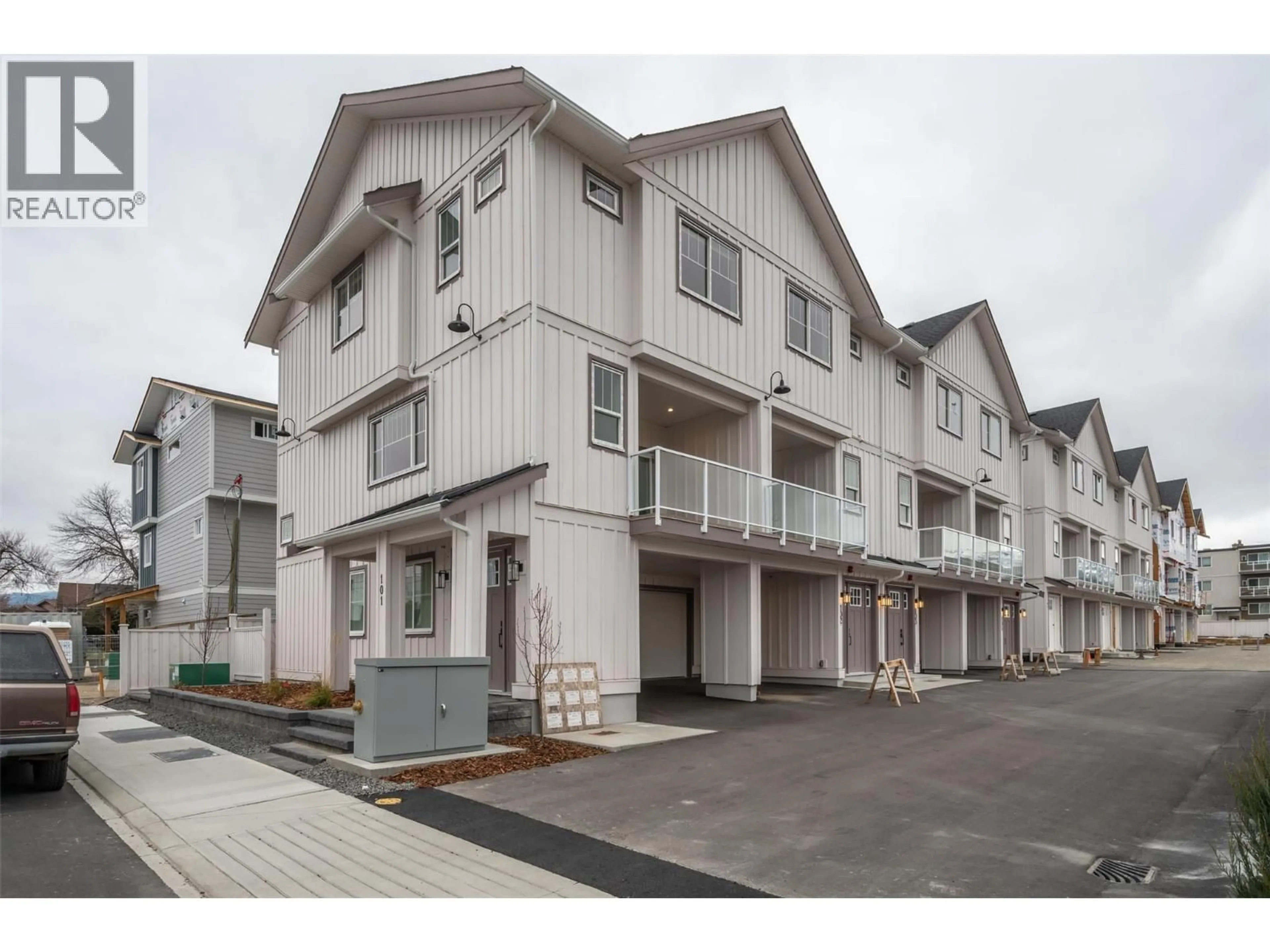 Unknown for 106 - 784 ARGYLE STREET, Penticton British Columbia V2A5G7