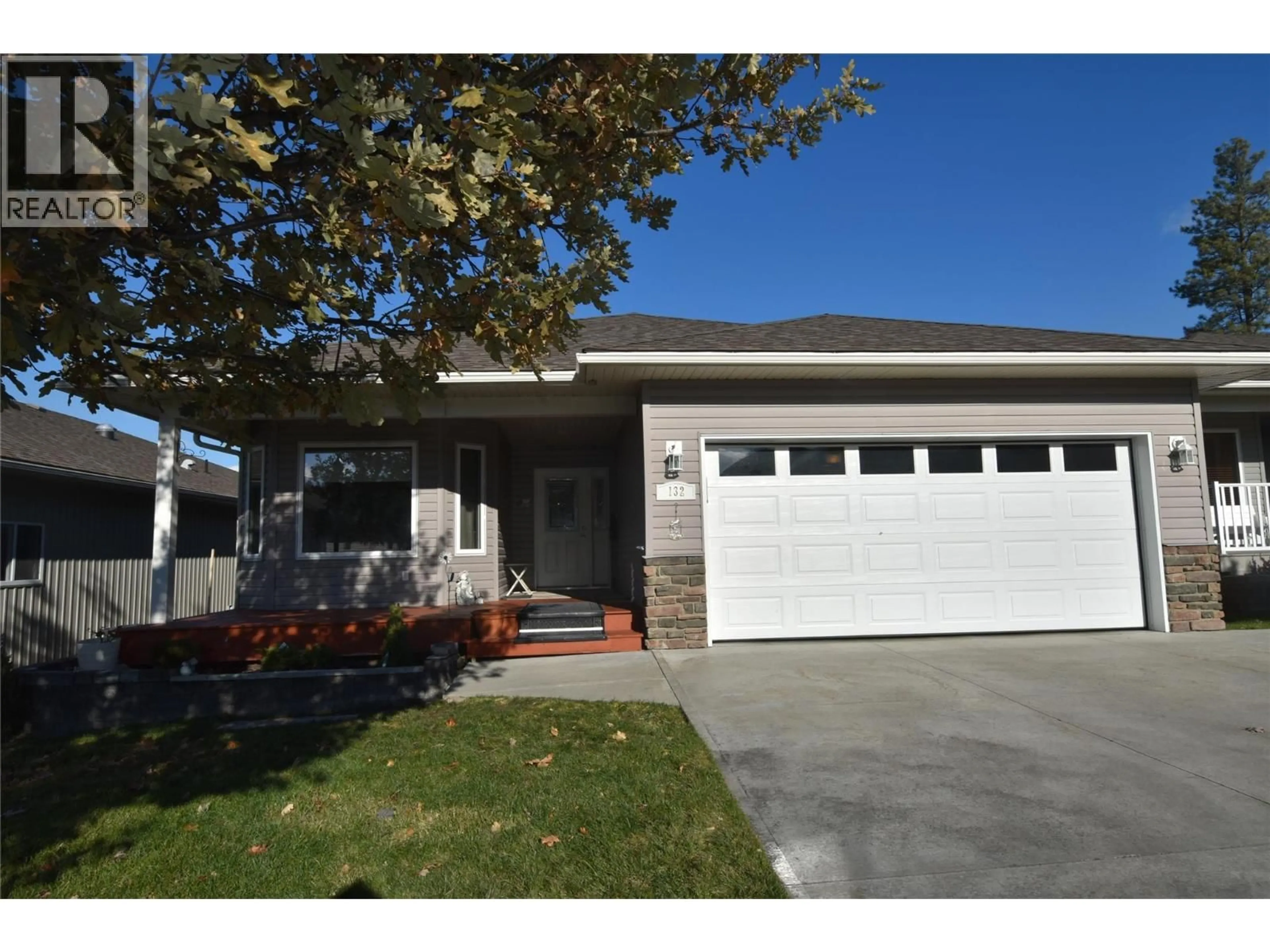 Home with vinyl exterior material, street for 132 - 2100 13TH STREET SOUTH, Cranbrook British Columbia V1C7J5