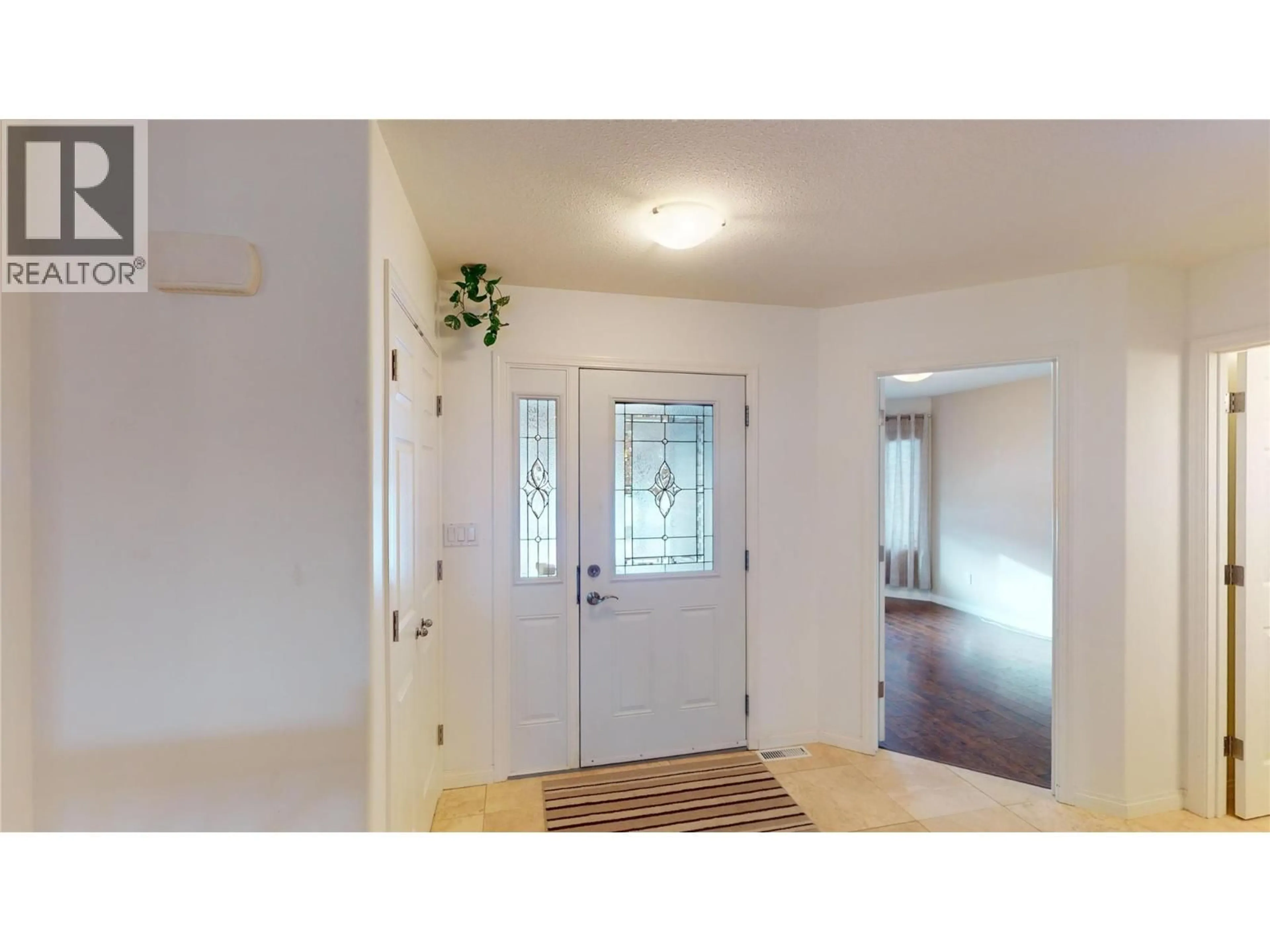 Indoor entryway for 132 - 2100 13TH STREET SOUTH, Cranbrook British Columbia V1C7J5
