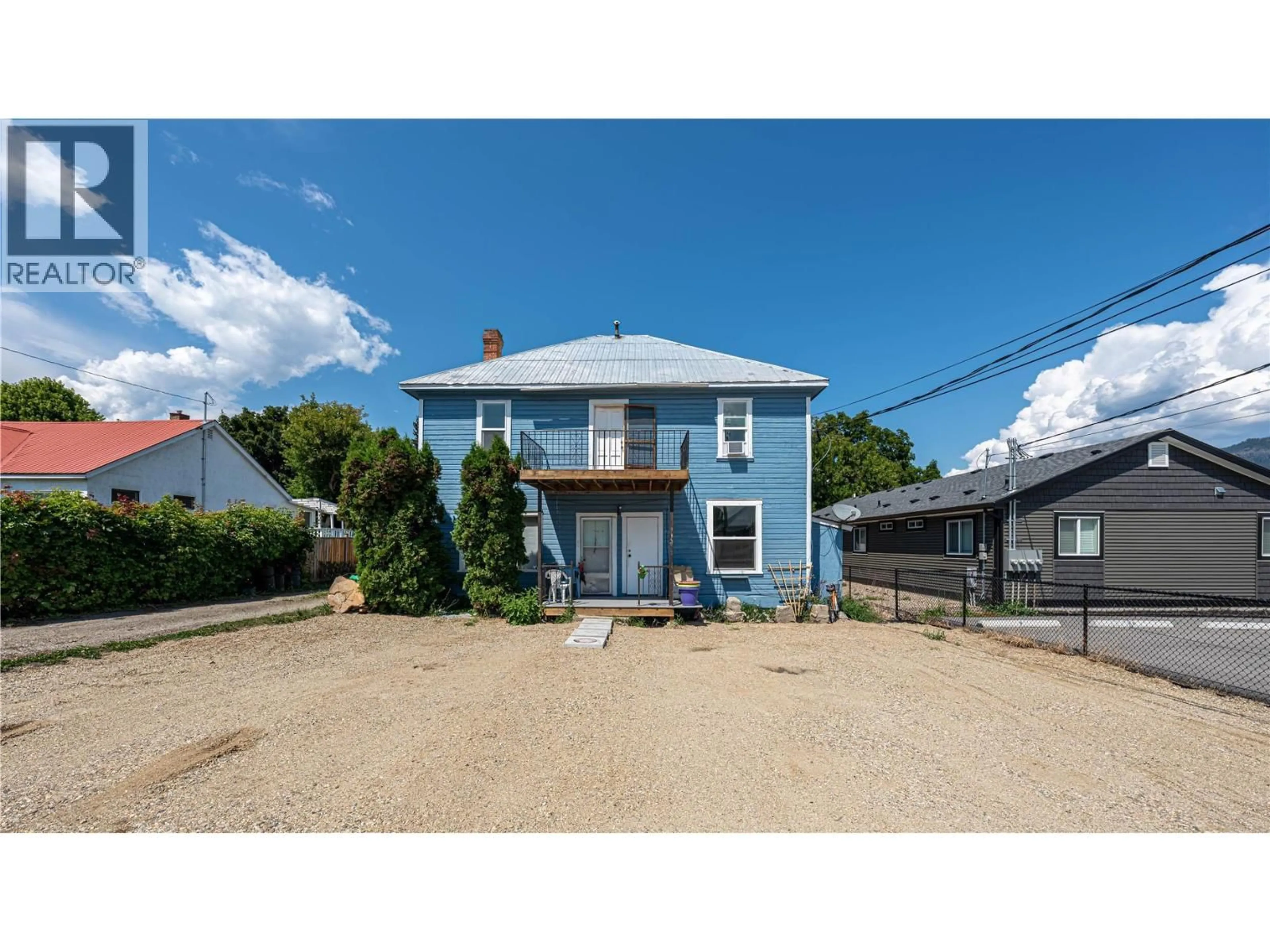 A pic from outside/outdoor area/front of a property/back of a property/a pic from drone, street for 713 RUSSELL AVENUE, Enderby British Columbia V0E1V1